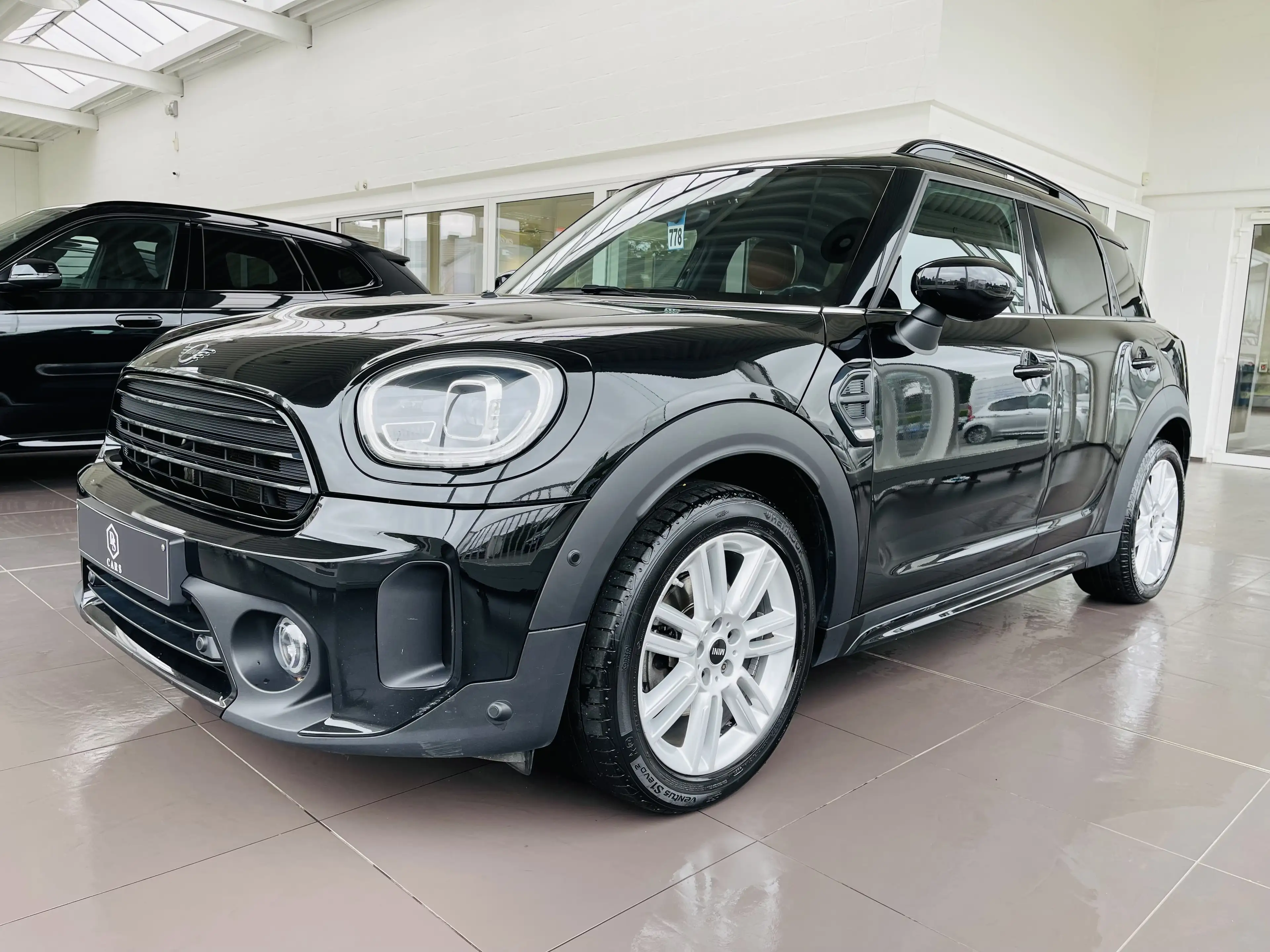 MINI Cooper Countryman 1.5iA *** GARANTIE + CUIR + LED + GPS PRO ***