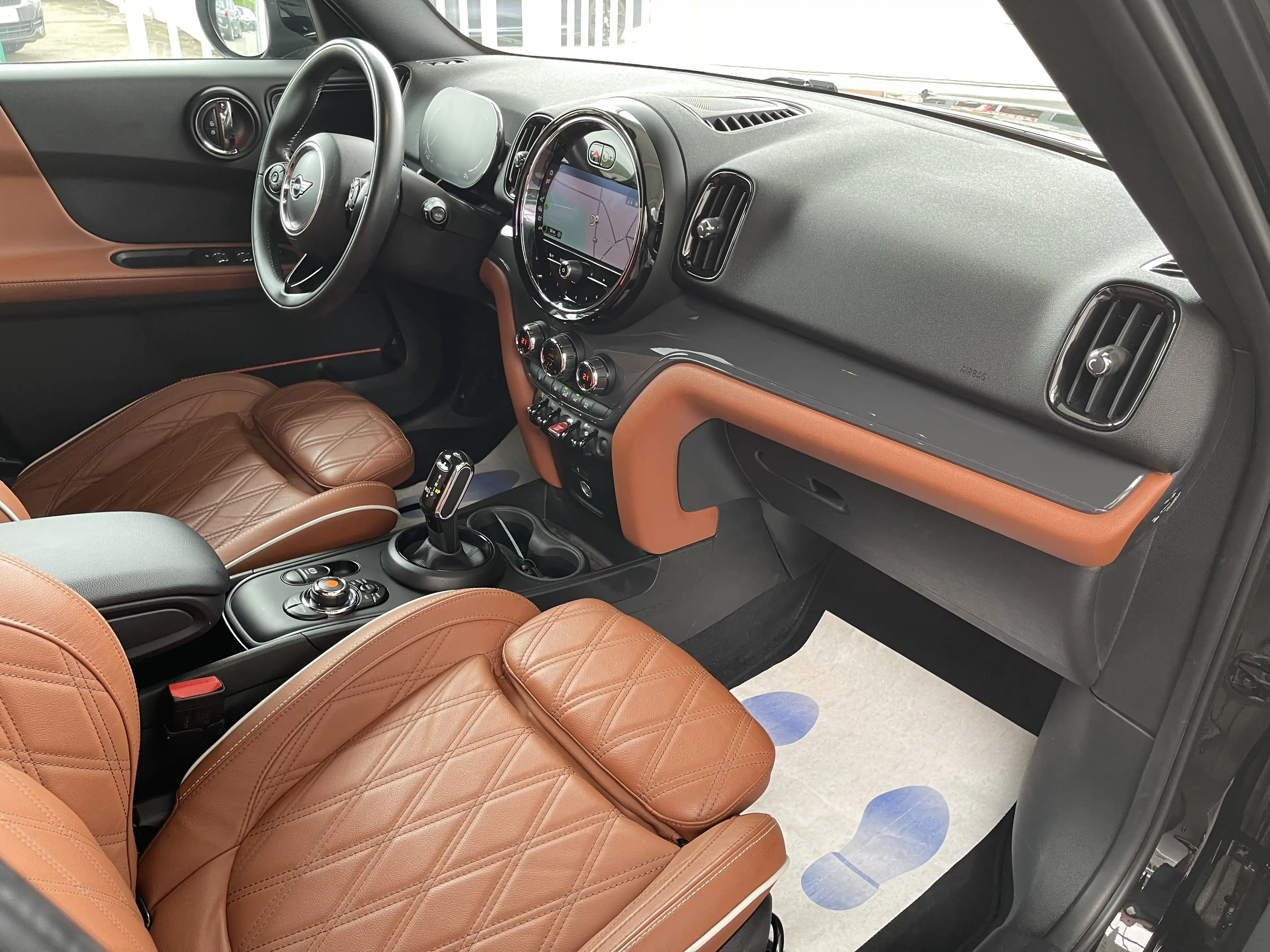 MINI Cooper Countryman 1.5iA *** GARANTIE + CUIR + LED + GPS PRO *** — photo 9