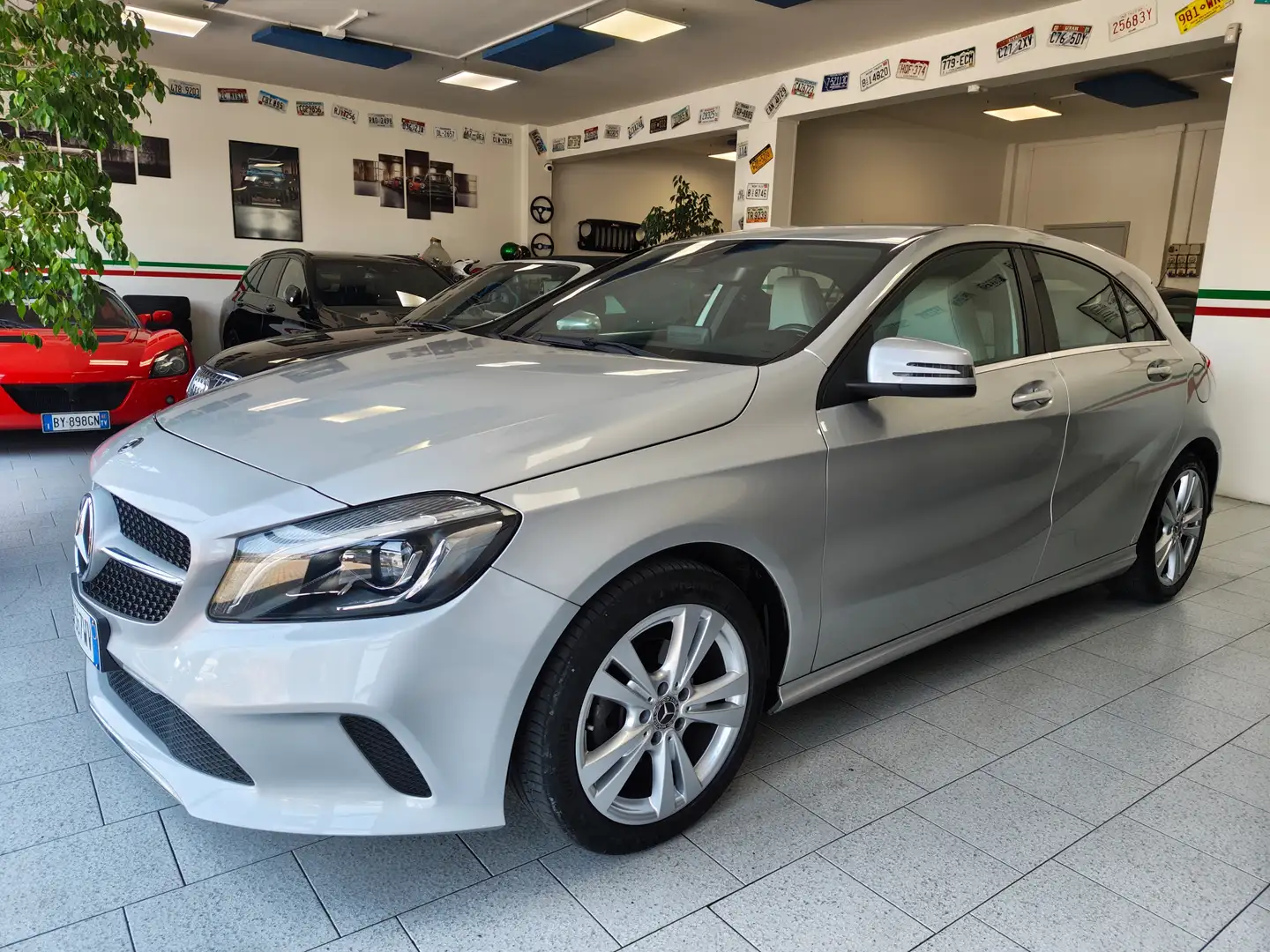Mercedes-Benz A 180 d Sport AUTOMATICA NEOPATENTATI Argento - 1