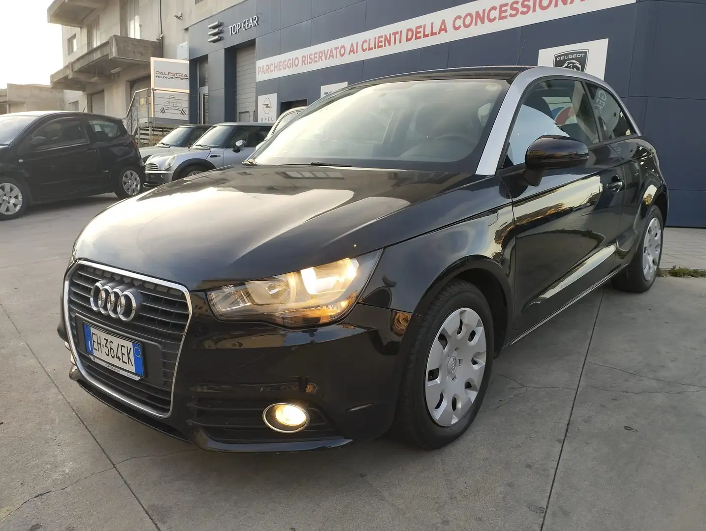 Audi A1 A1 3p 1.2 tfsi Attraction Noir - 1