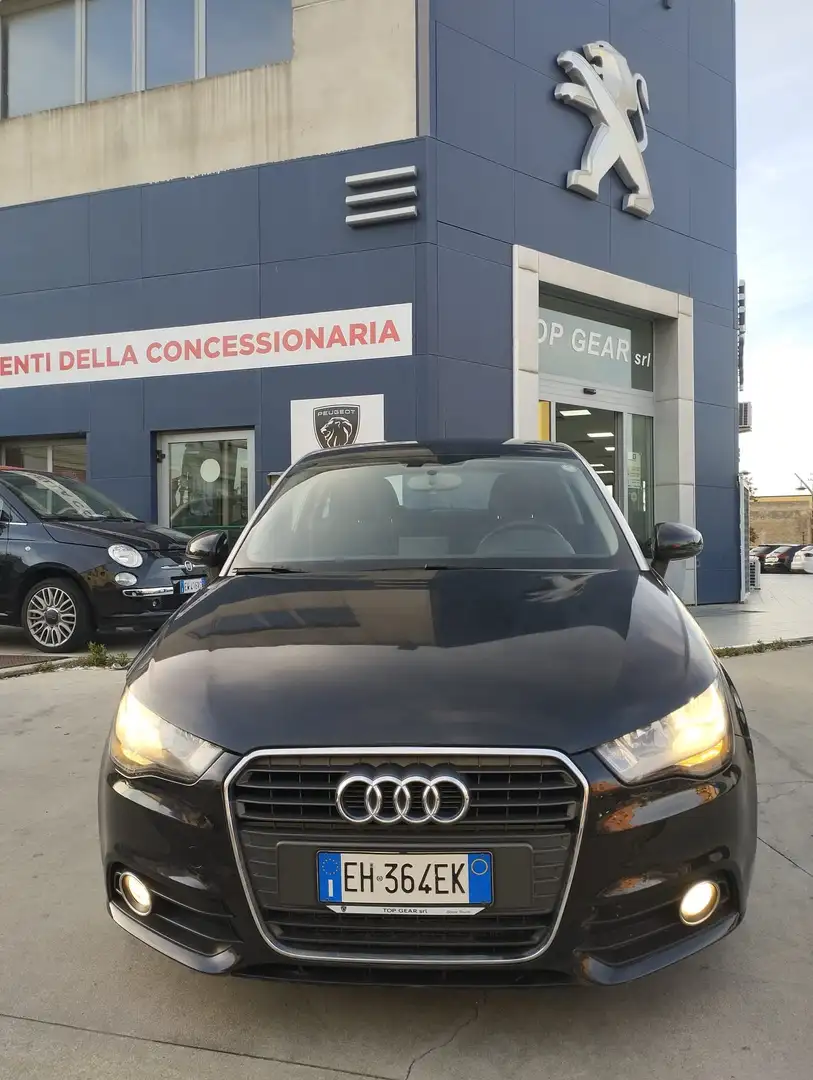 Audi A1 A1 3p 1.2 tfsi Attraction Noir - 2