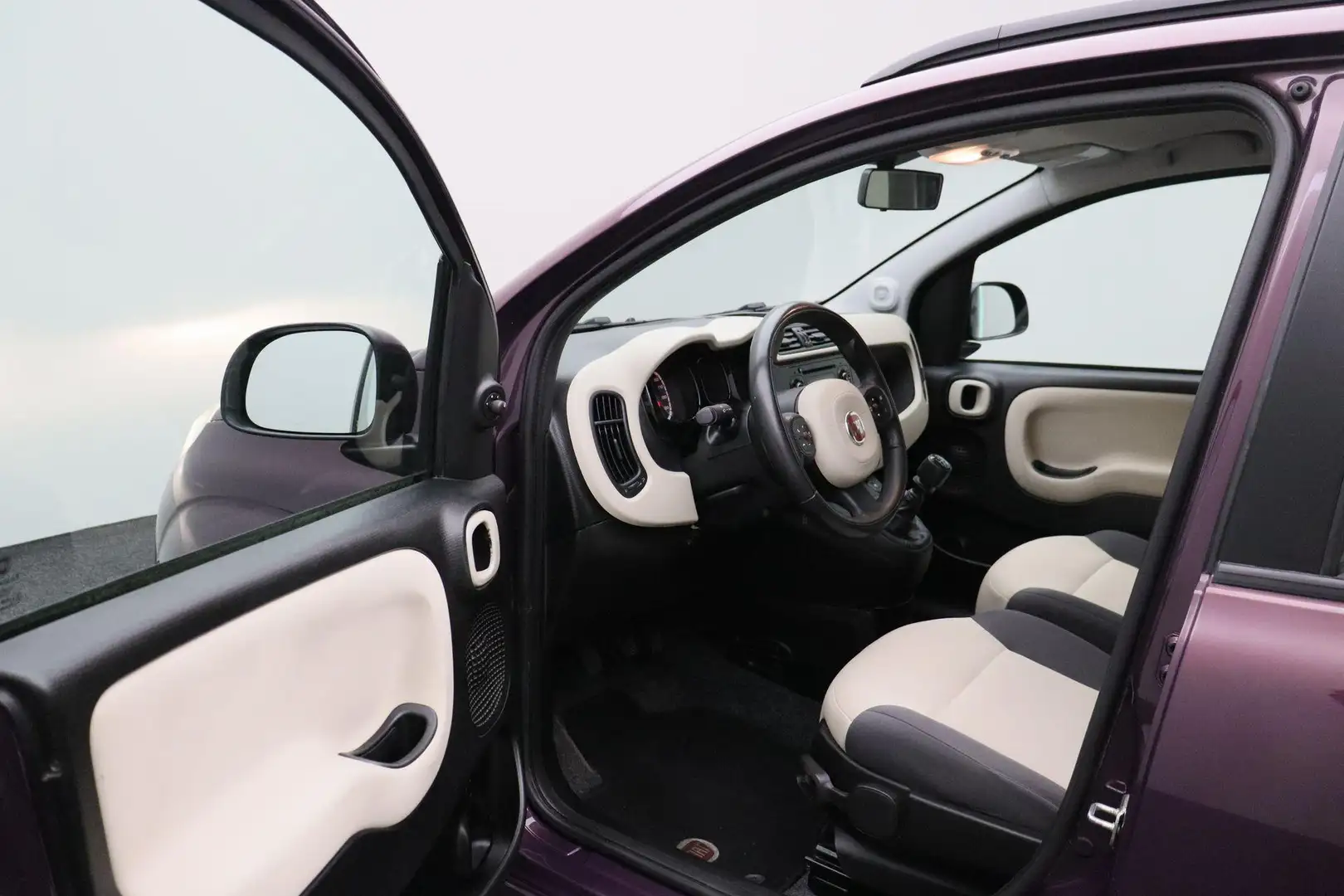 Fiat Panda 0.9 TwinAir Lounge 2012 NAP | Airco | Elektrische Paars - 2