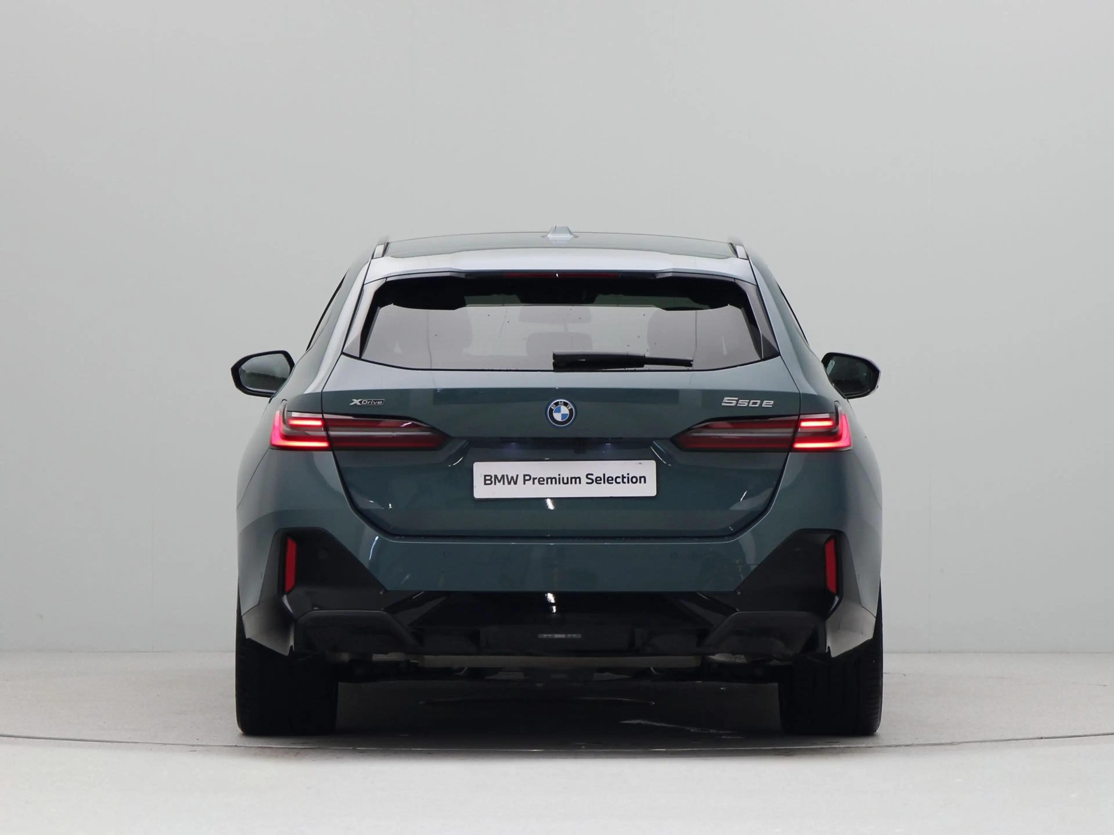 BMW 550 5 Serie 550e Touring xDrive — photo 9