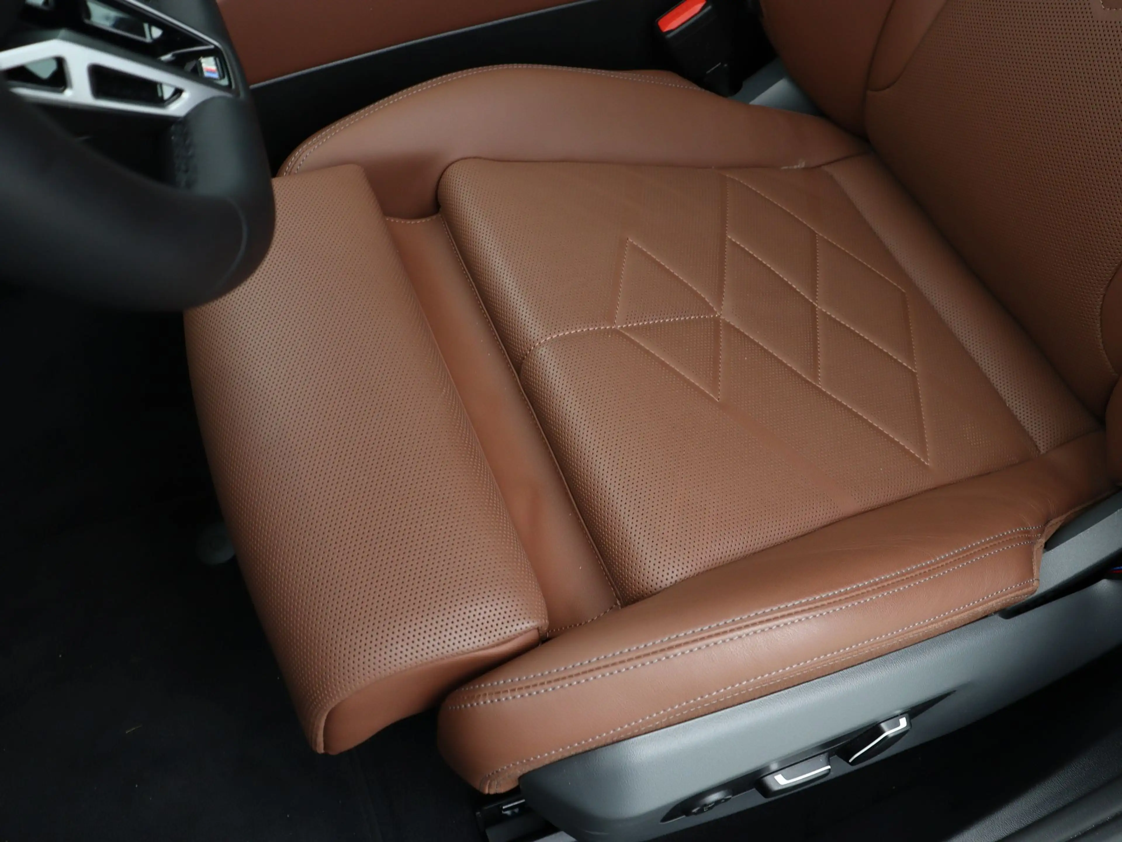 BMW 550 5 Serie 550e Touring xDrive — photo 13