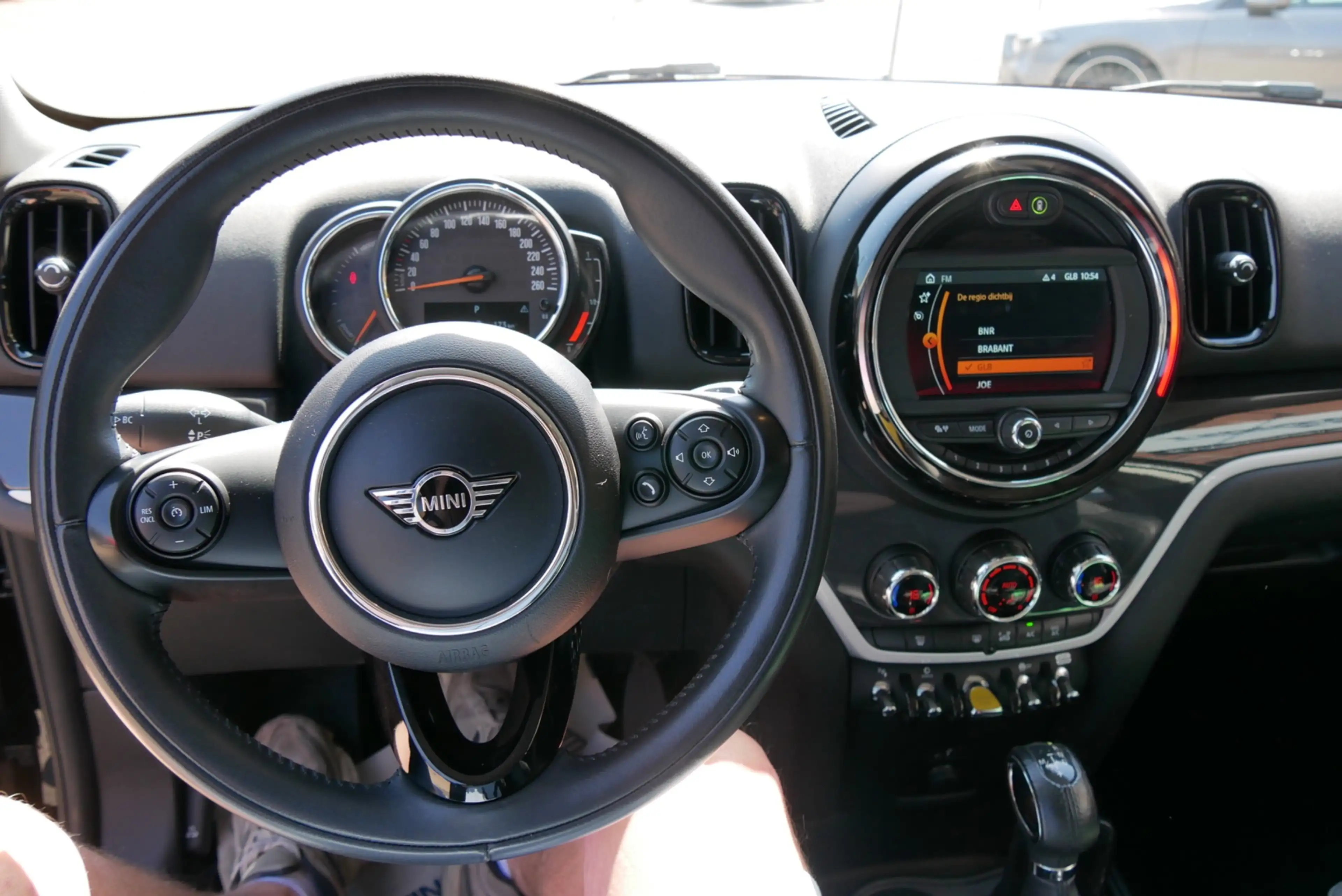 MINI Cooper SE Countryman 1.5 ALL4 Chili sportstoelen. camera. — photo 14