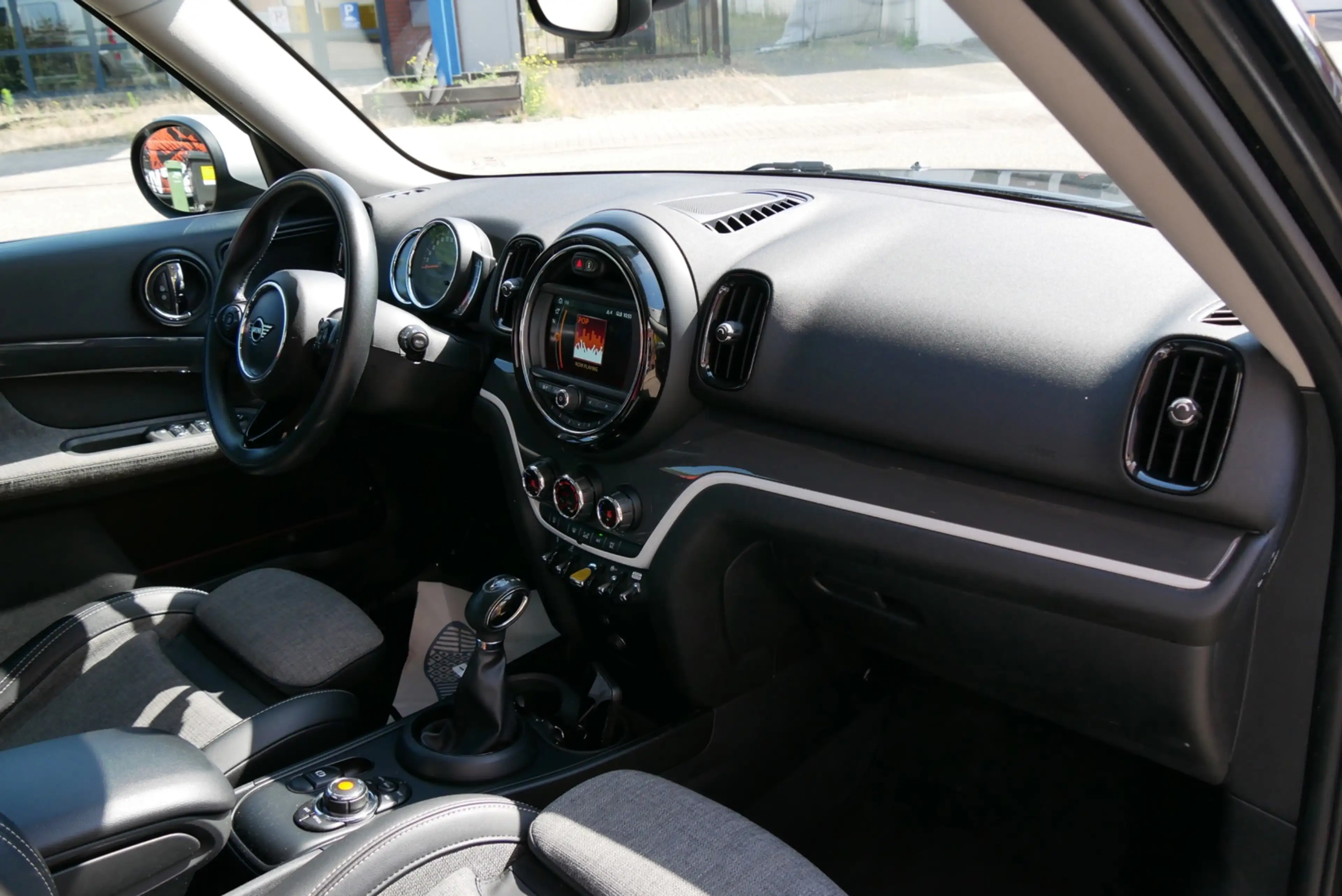 MINI Cooper SE Countryman 1.5 ALL4 Chili sportstoelen. camera. — photo 13