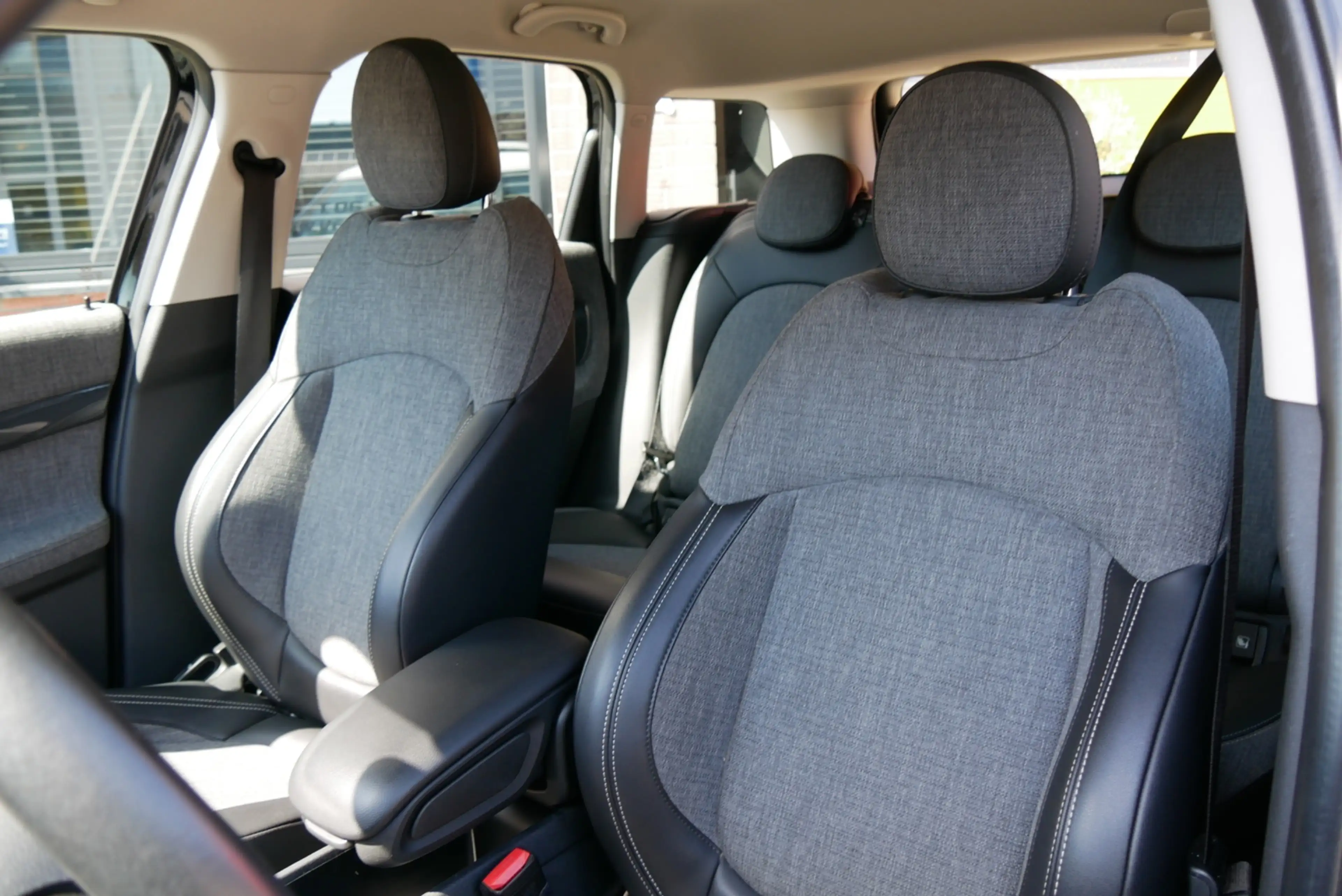 MINI Cooper SE Countryman 1.5 ALL4 Chili sportstoelen. camera. — photo 11
