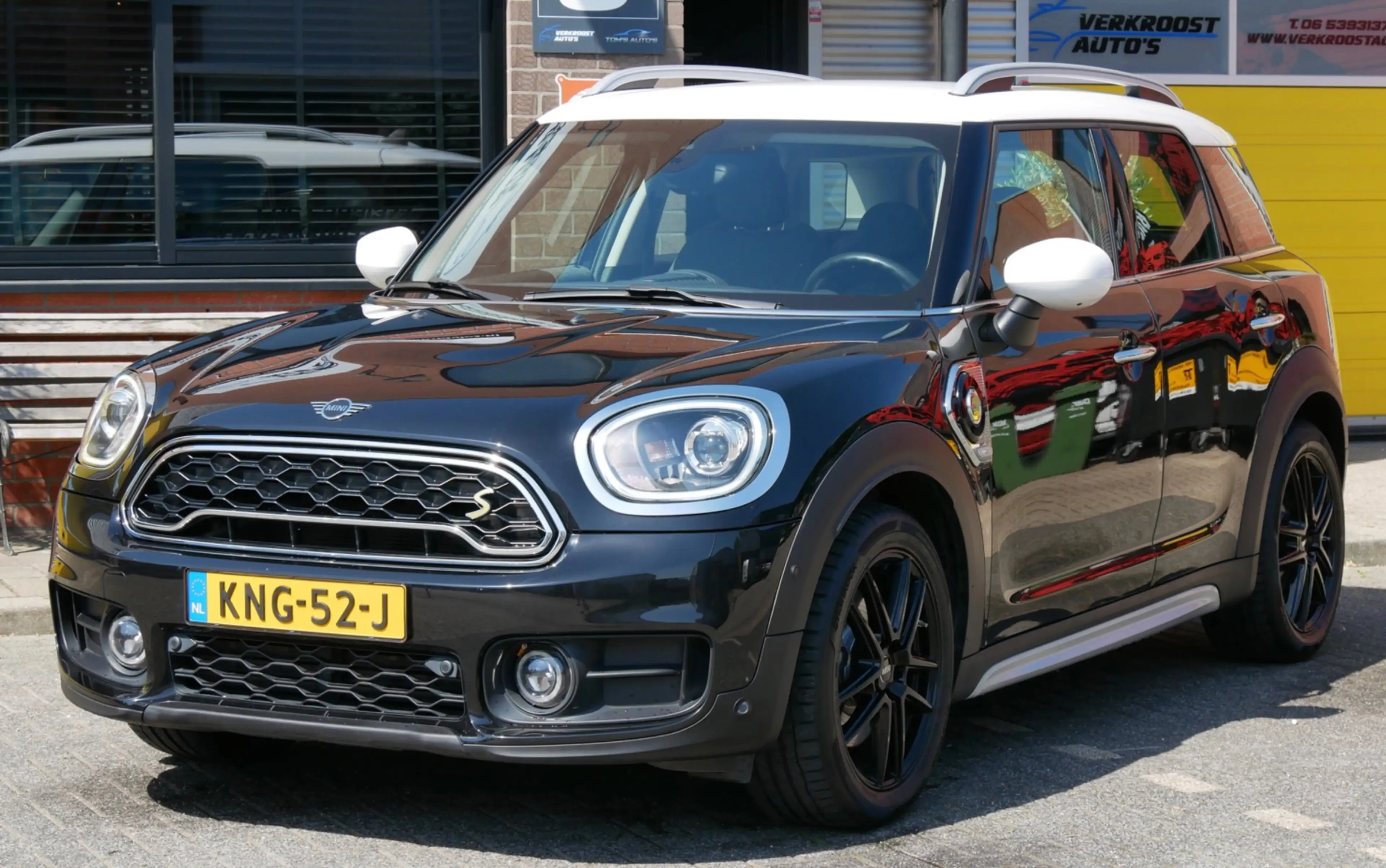MINI Cooper SE Countryman 1.5 ALL4 Chili sportstoelen. camera. — photo 2