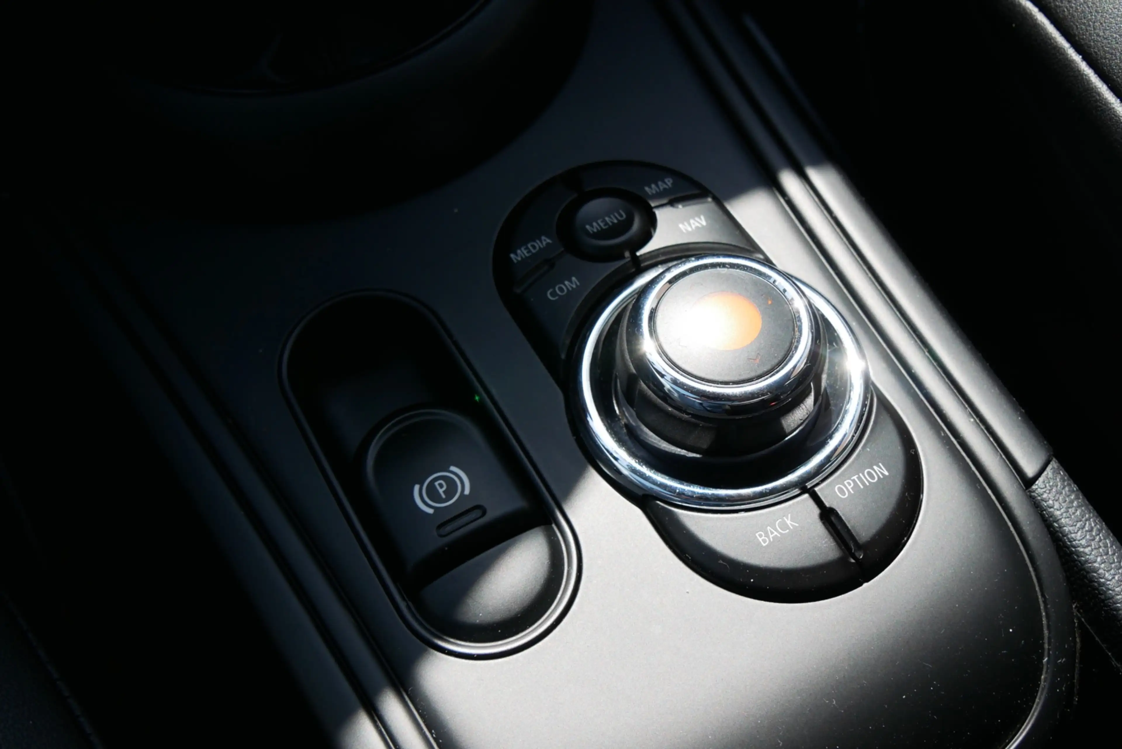 MINI Cooper SE Countryman 1.5 ALL4 Chili sportstoelen. camera. — photo 20
