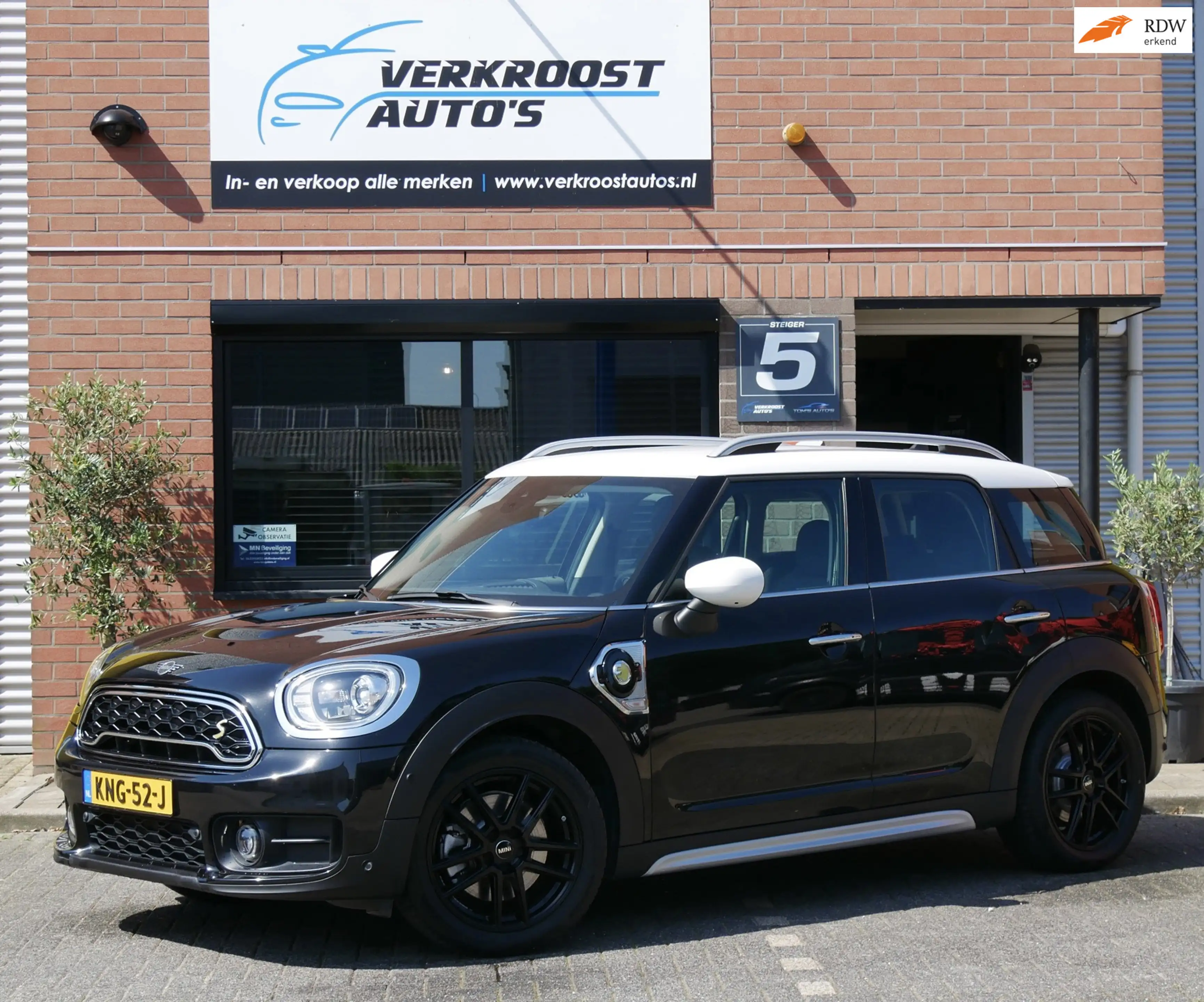 MINI Cooper SE Countryman 1.5 ALL4 Chili sportstoelen. camera.