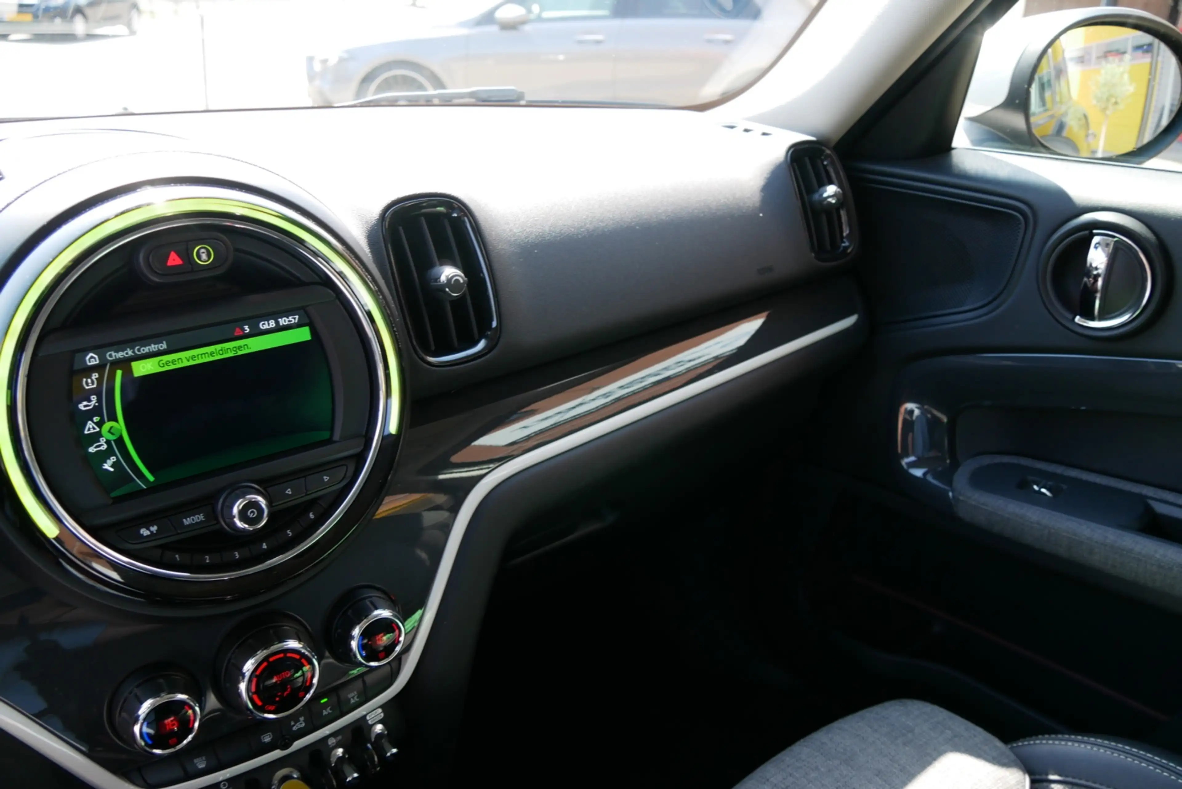 MINI Cooper SE Countryman 1.5 ALL4 Chili sportstoelen. camera. — photo 21