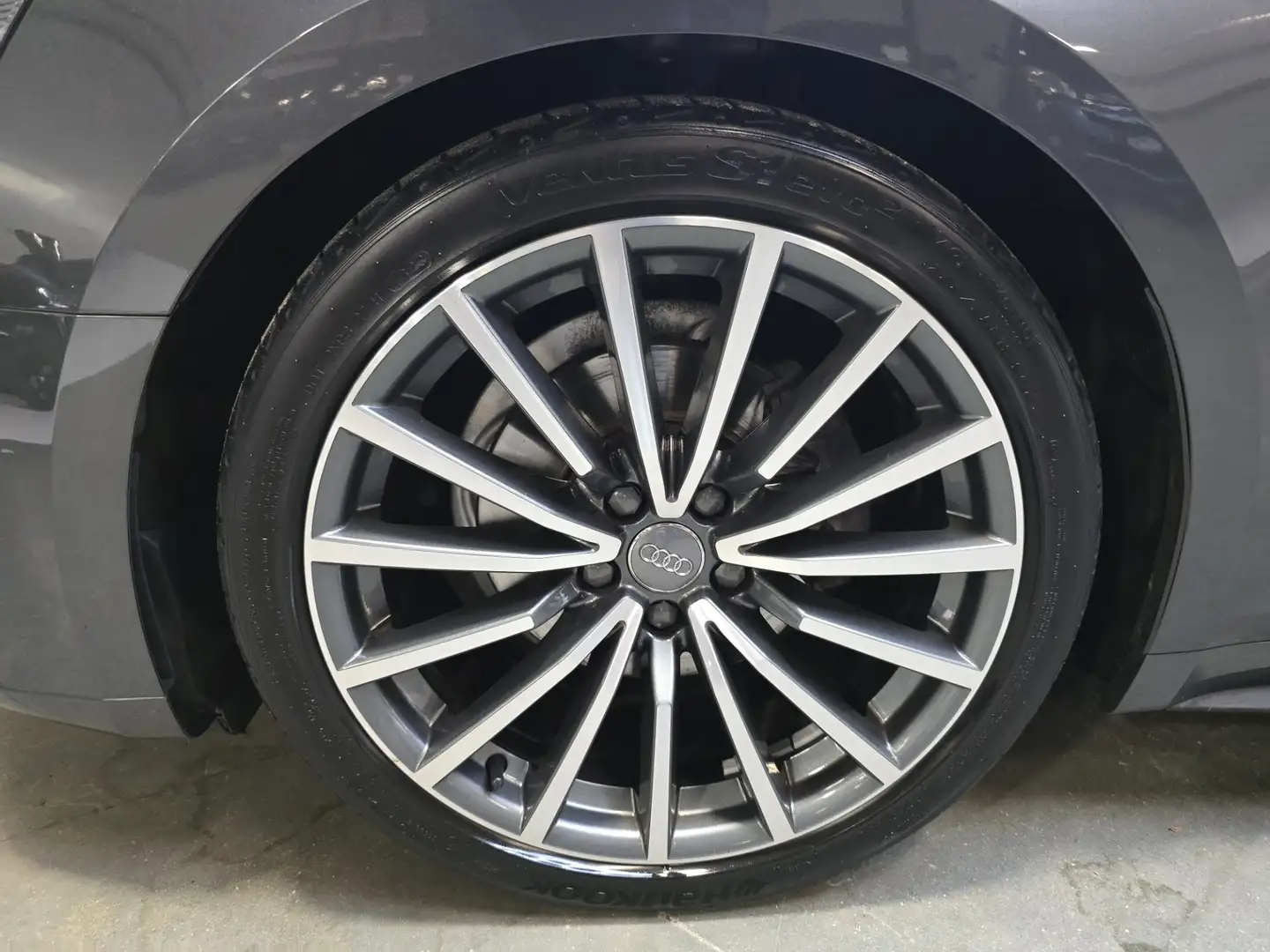 Audi A5 Sportback 40 TFSI Sport S-line Edition Pano Leder Gris - 2