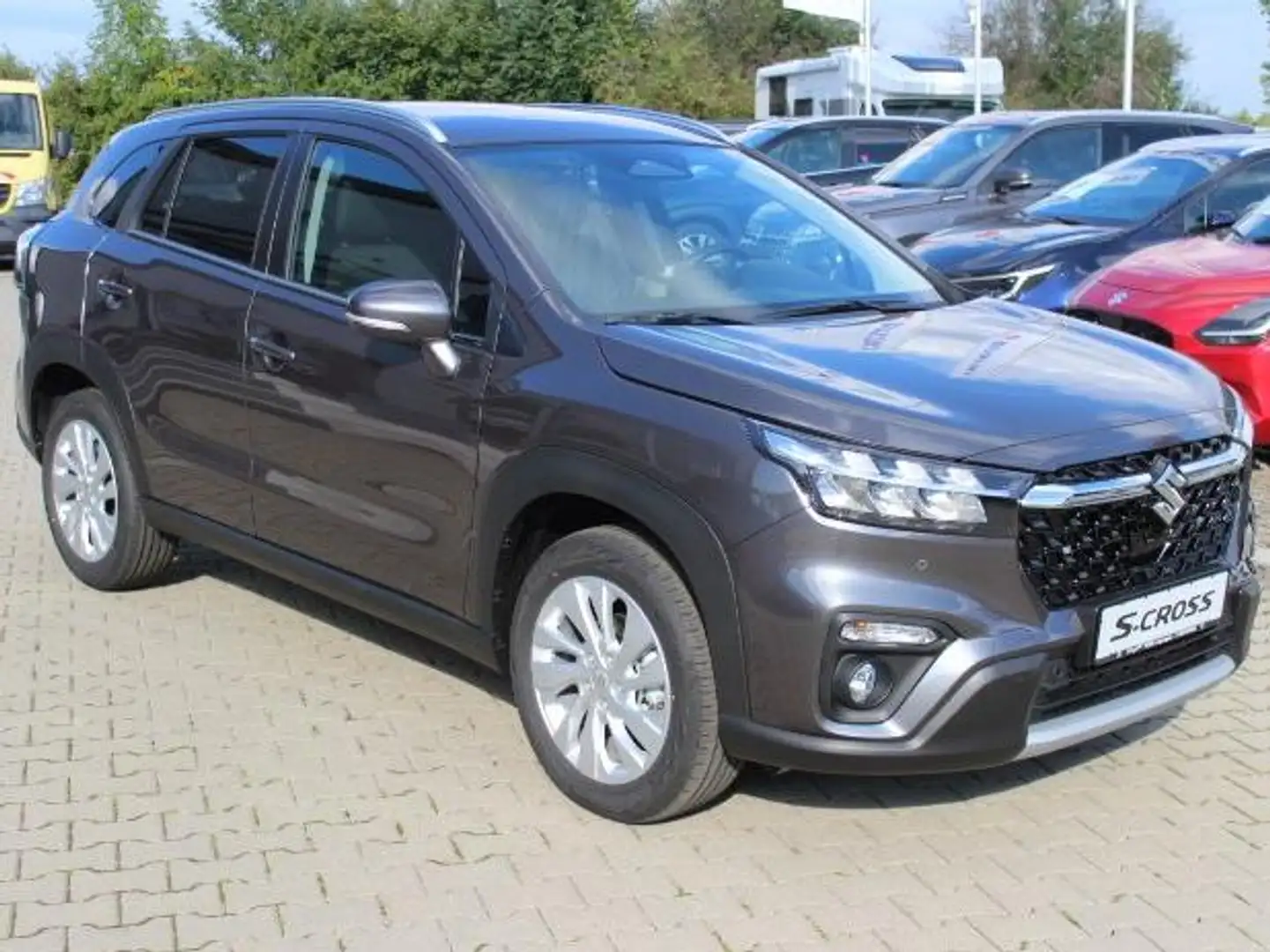 Suzuki S-Cross S-Cross 1.4 Boosterjet Hybrid Comfort A/T Grau - 2