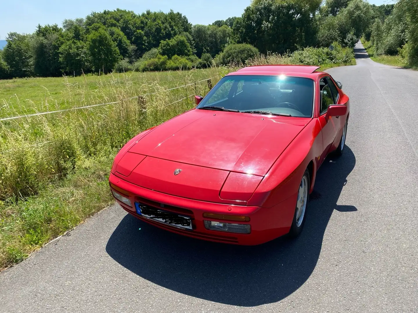 Porsche 944 S 2 Rot - 2