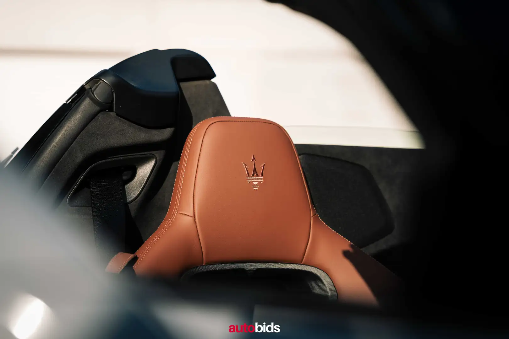 Maserati MC20 CIELO Grau - 2