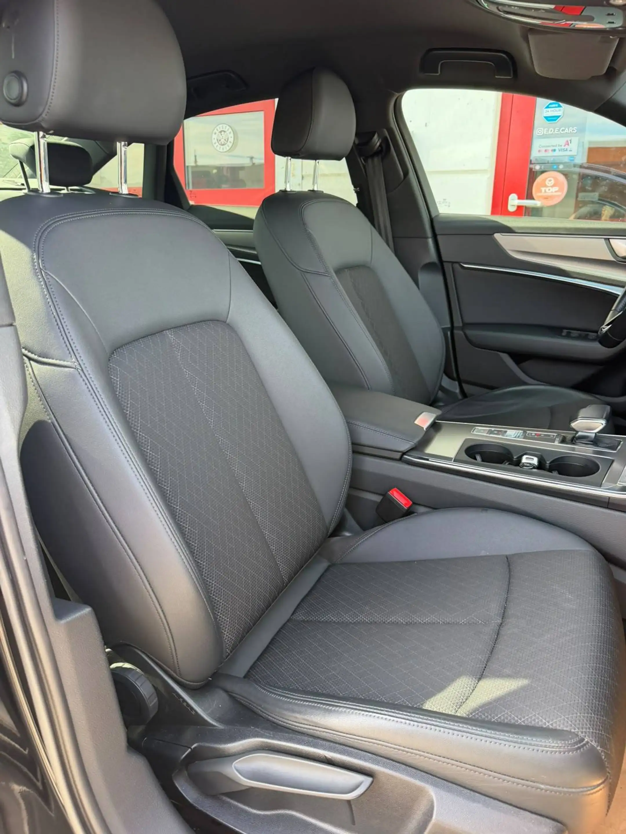 Audi A6 40 TDI design Limousine — photo 14