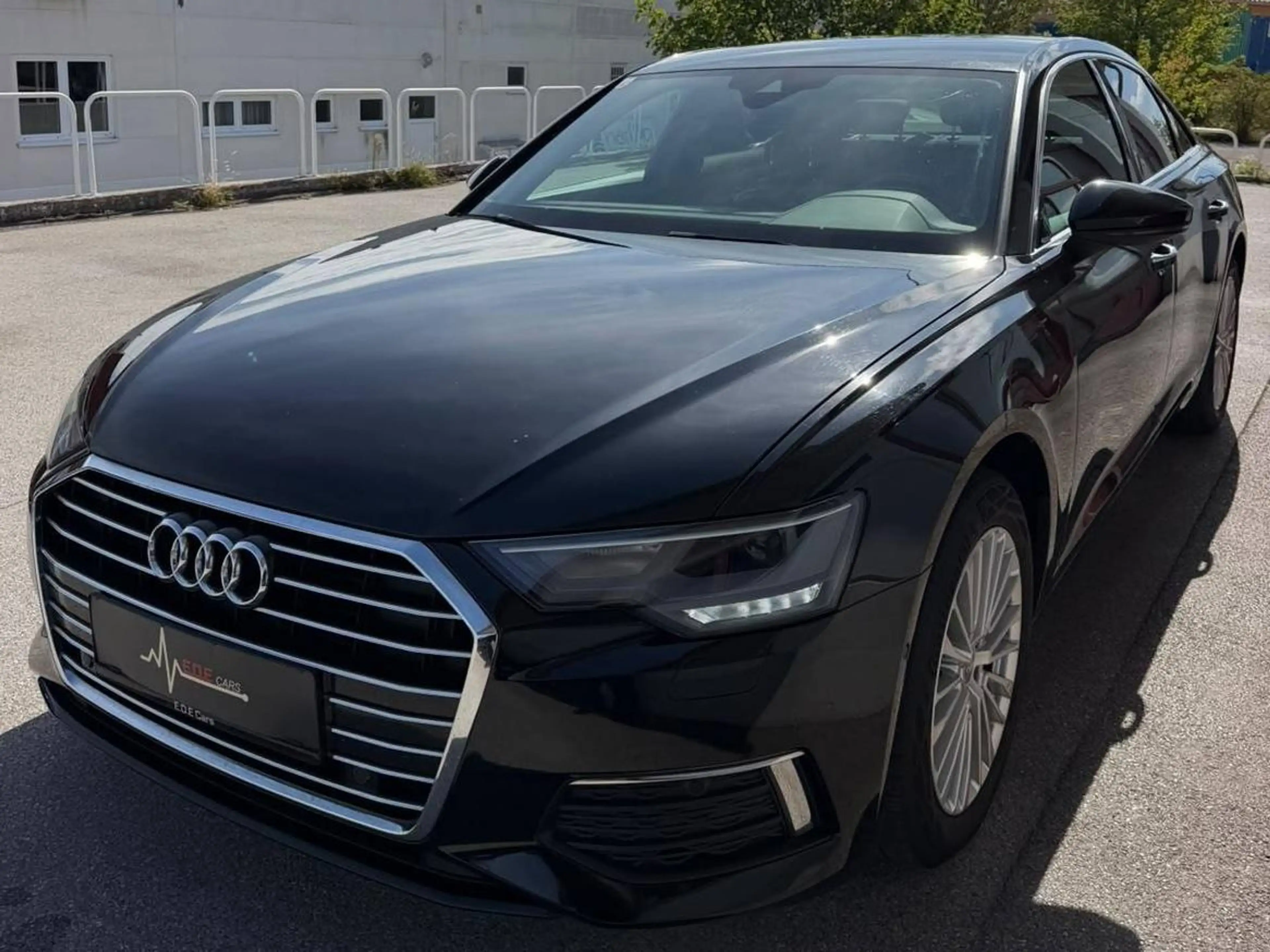 Audi A6 40 TDI design Limousine — photo 2