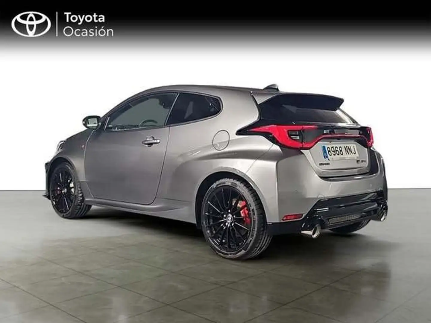 Toyota Yaris GR RZ + Touring Pack Aut. Gris - 2