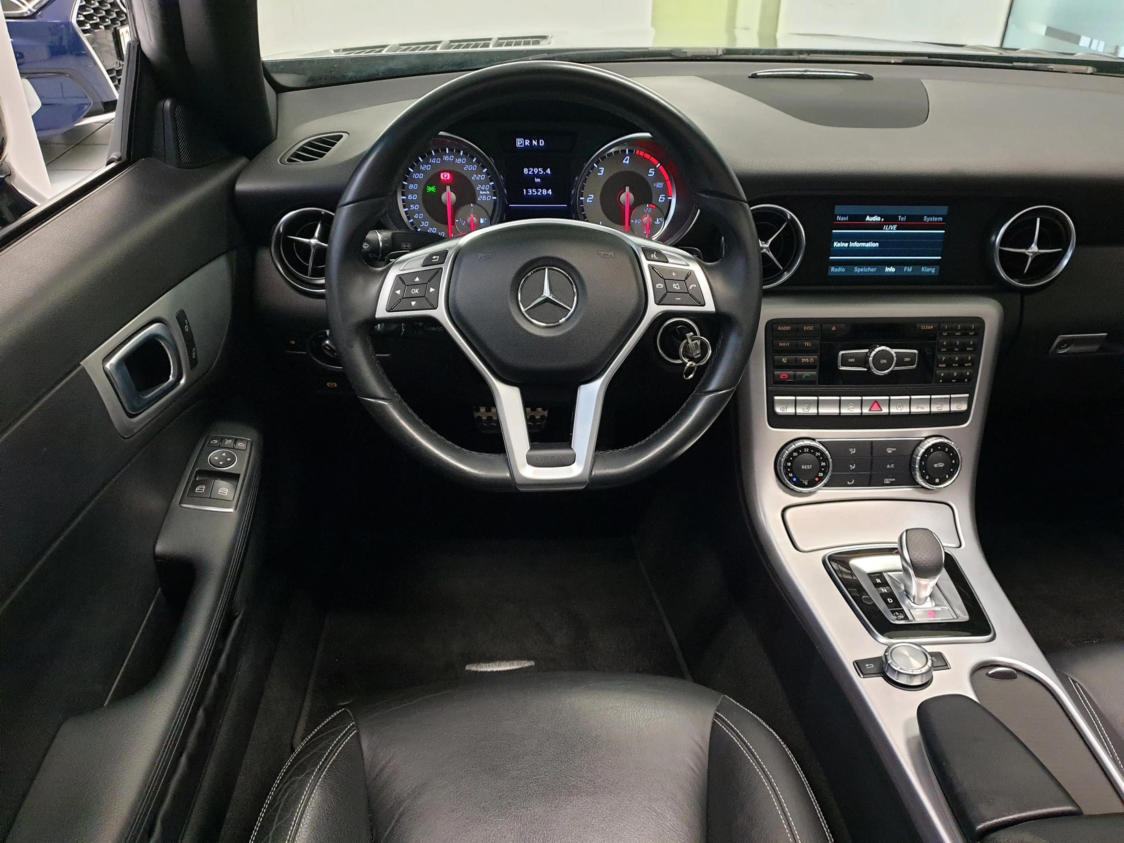 Mercedes-Benz SLK 250 SLK 250 d 9G-TRONIC PANO ILS LEDER SCHECKHEFT MB — photo 11
