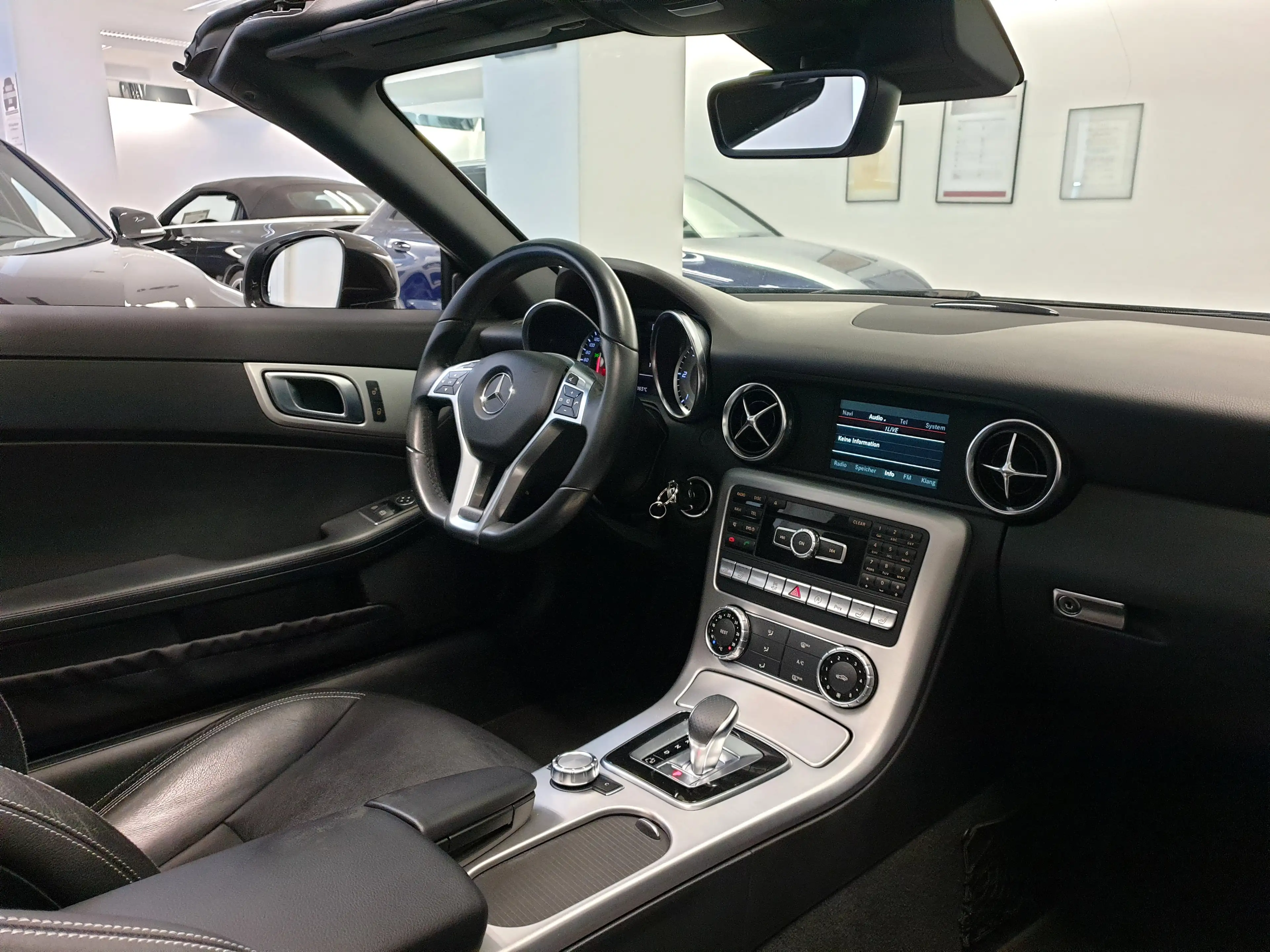 Mercedes-Benz SLK 250 SLK 250 d 9G-TRONIC PANO ILS LEDER SCHECKHEFT MB — photo 12