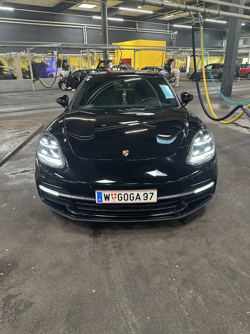 Porsche Panamera 4 E-Hybrid PHEV Aut. - 2