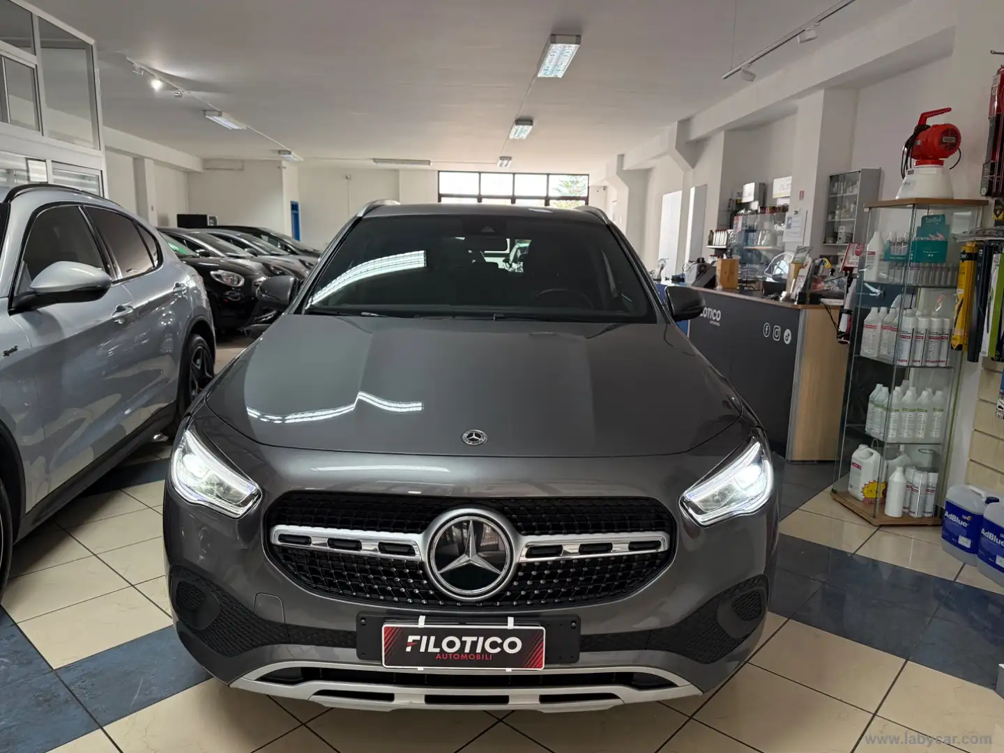 Mercedes-Benz GLA 200 GLA 200 d Automatic Sport SUPER PROMO FLASH Grigio - 2