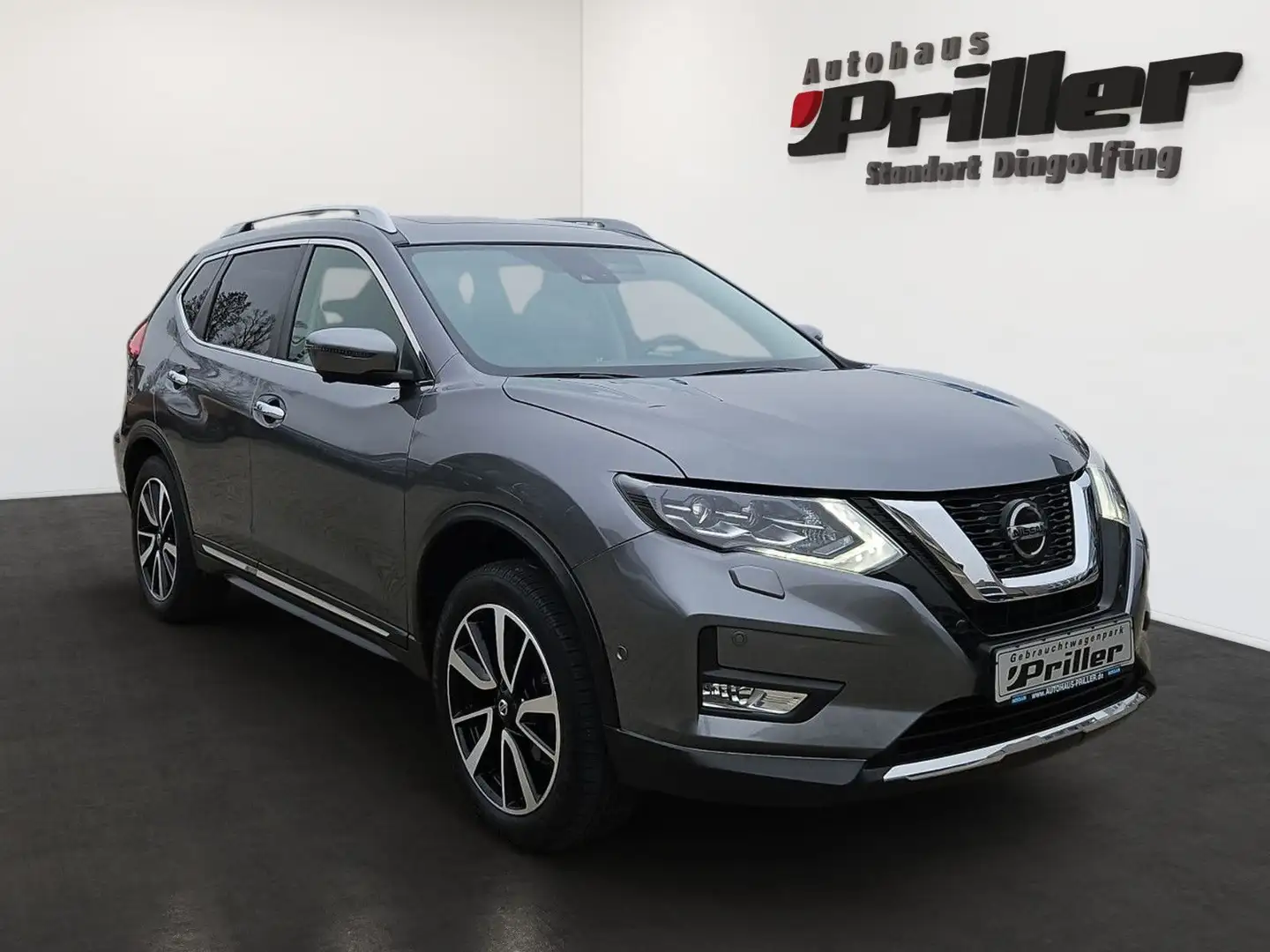 Nissan X-Trail 1.3 DIG-T Tekna/NAVI/AHK/LED/DAB/eGSD/ Grau - 2