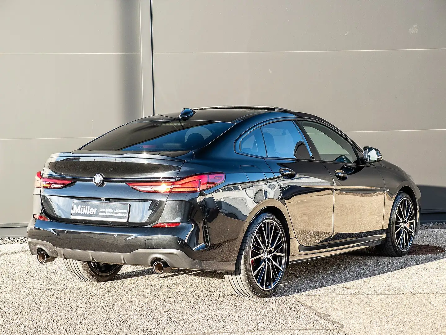 BMW 220 i Gran Coupé M Sportpaket ACC GSD HUD DAB 1VB Schwarz - 2