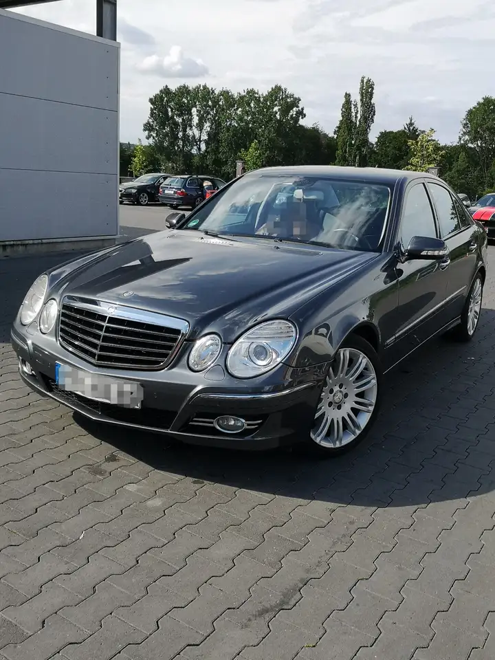 Mercedes-Benz E 280