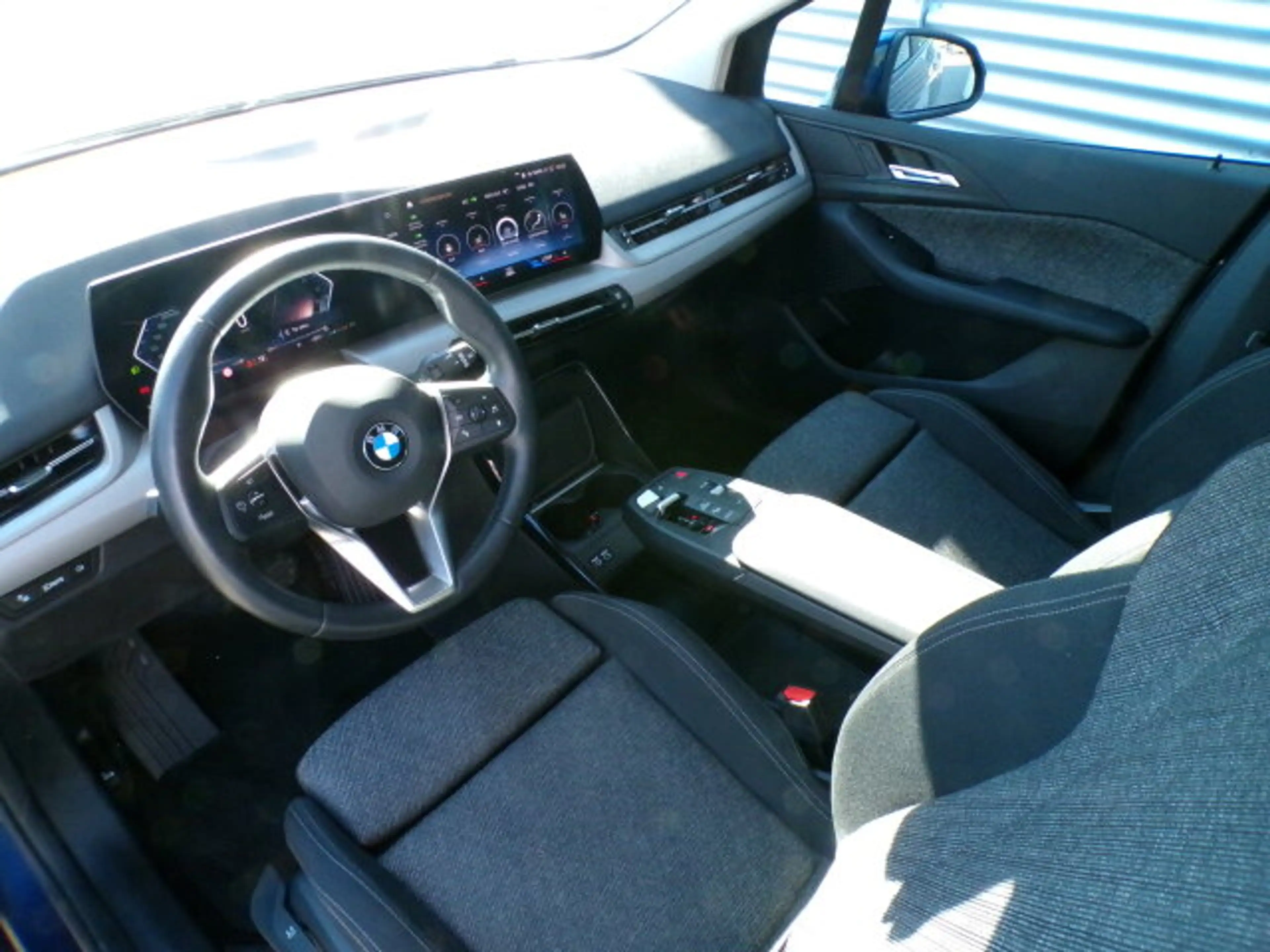 BMW 223 2er Active Tourer 223i Autom./LED — photo 7