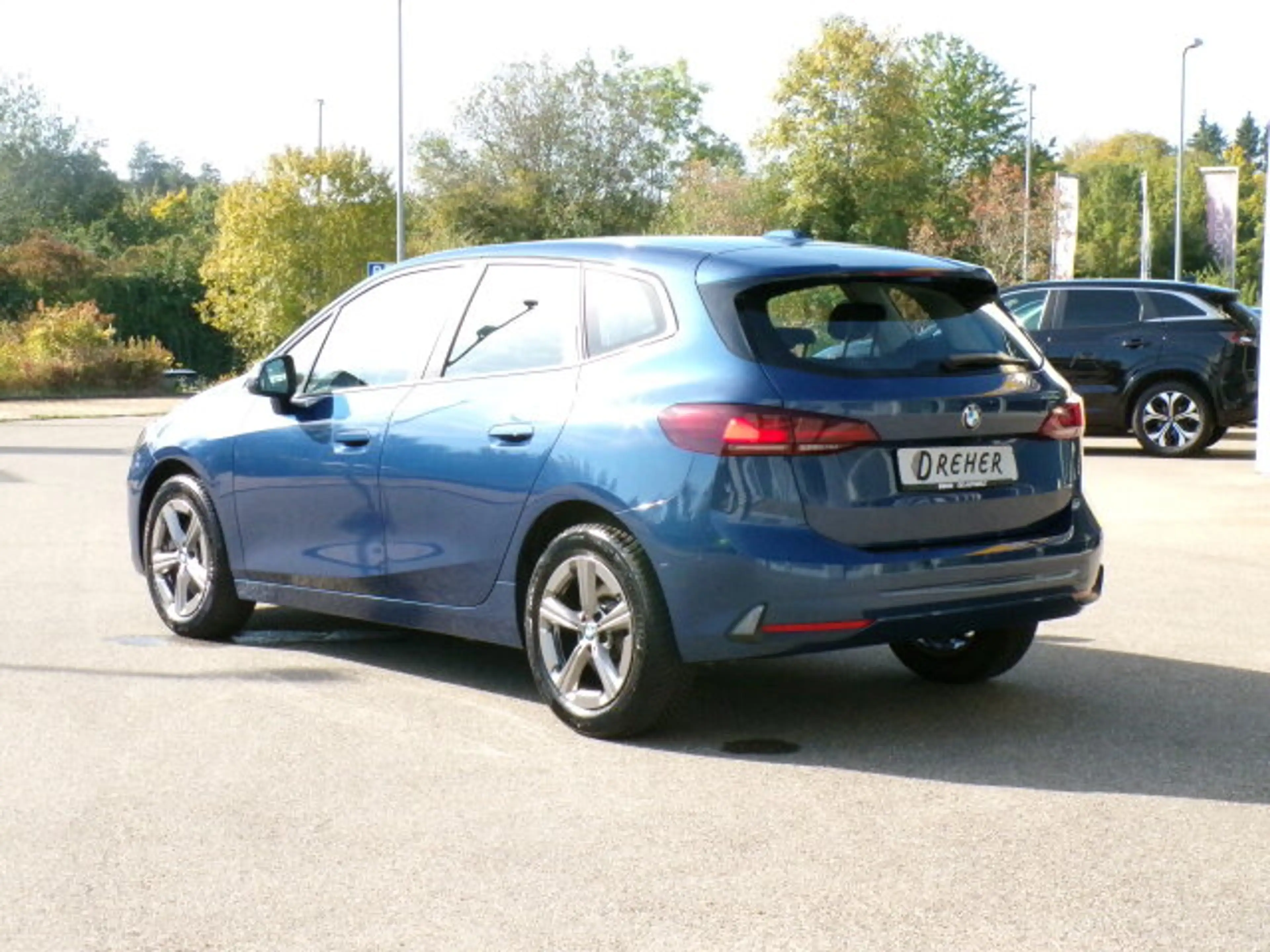 BMW 223 2er Active Tourer 223i Autom./LED — photo 4