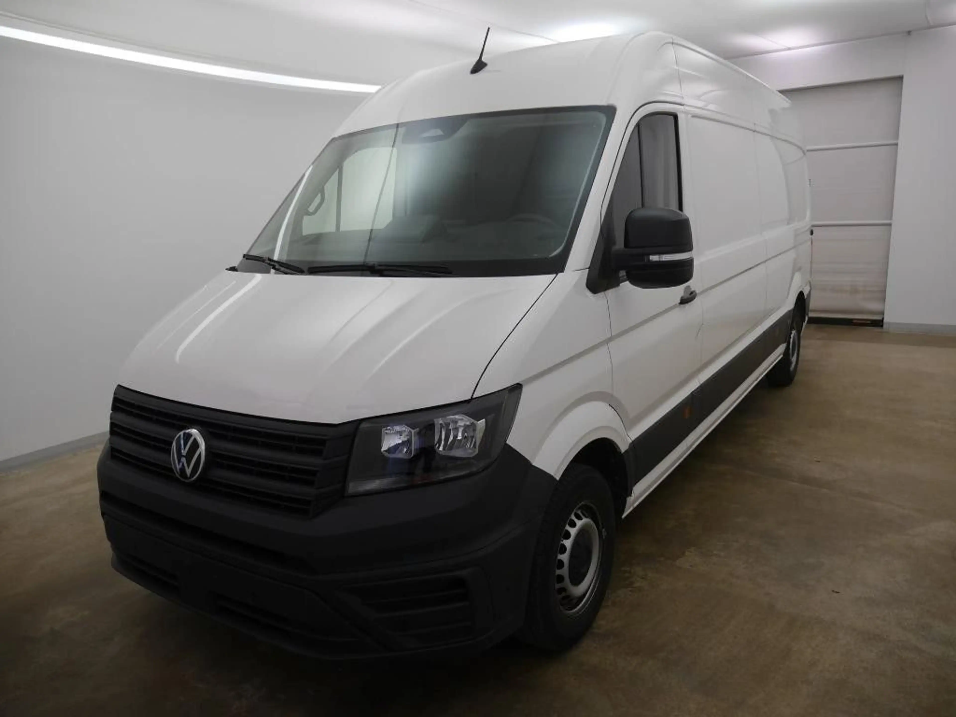 Volkswagen Crafter Kasten 35 LR Hochdach FWD Klima RFK DAB+ — photo 2