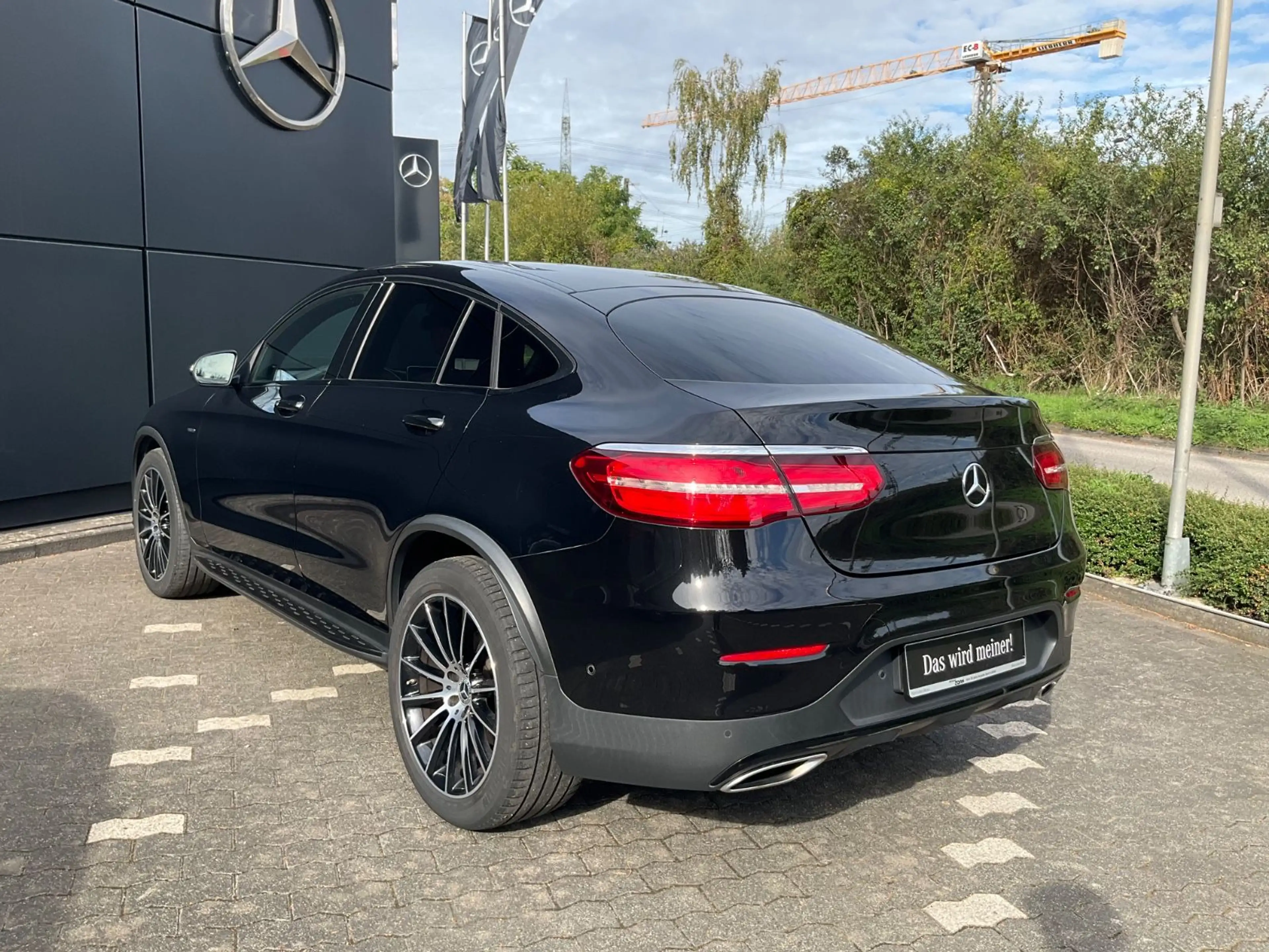 Mercedes-Benz GLC 250 Coupe 4Matic *Edition1* AMG Line — photo 5