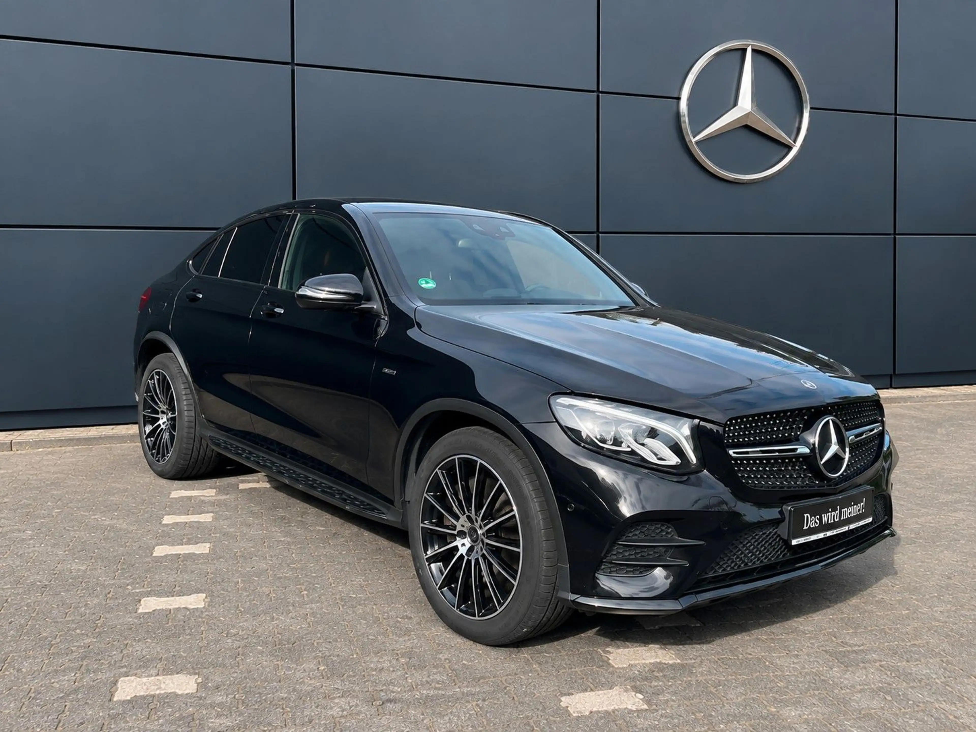 Mercedes-Benz GLC 250 Coupe 4Matic *Edition1* AMG Line — photo 2