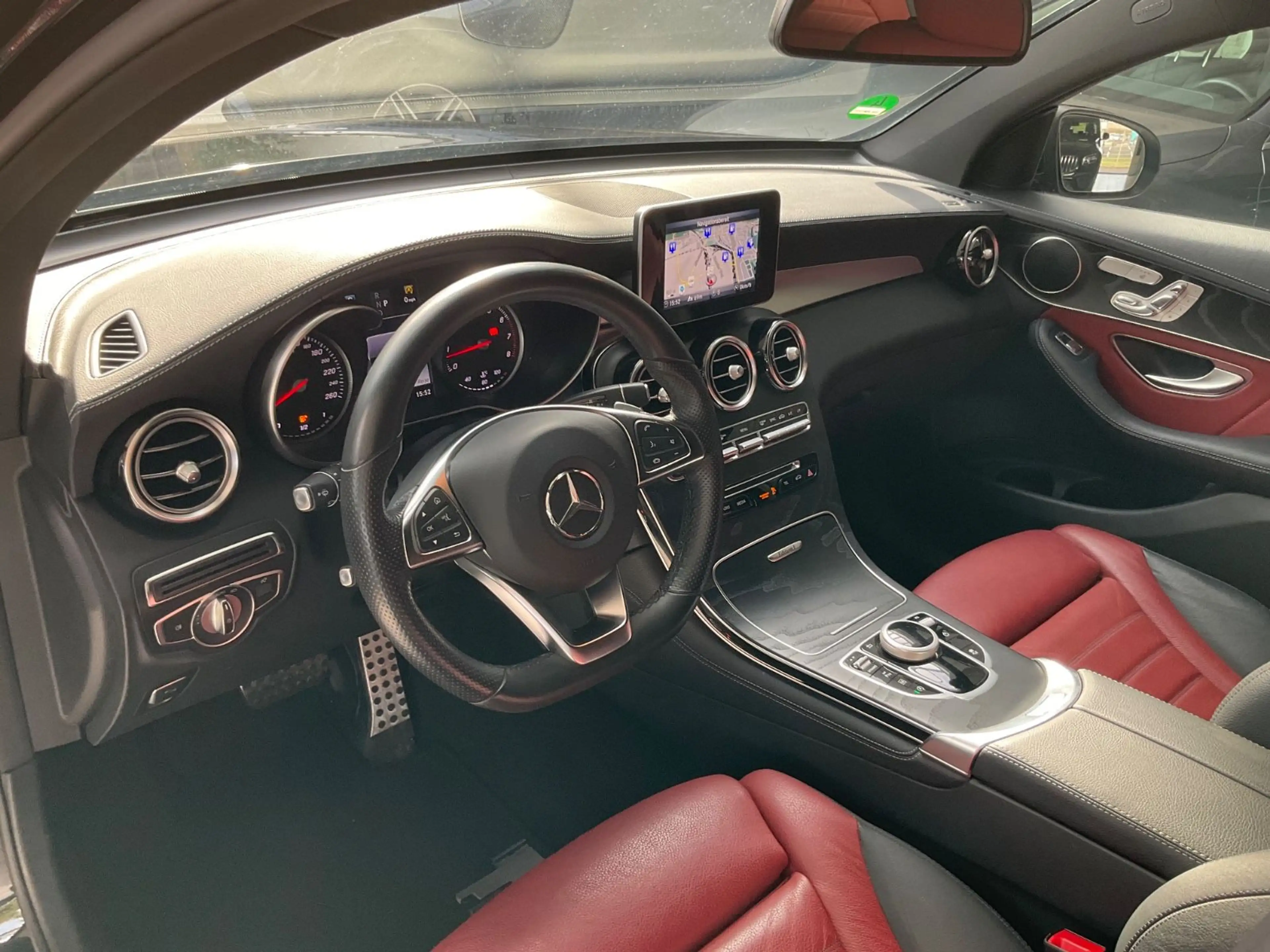 Mercedes-Benz GLC 250 Coupe 4Matic *Edition1* AMG Line — photo 12