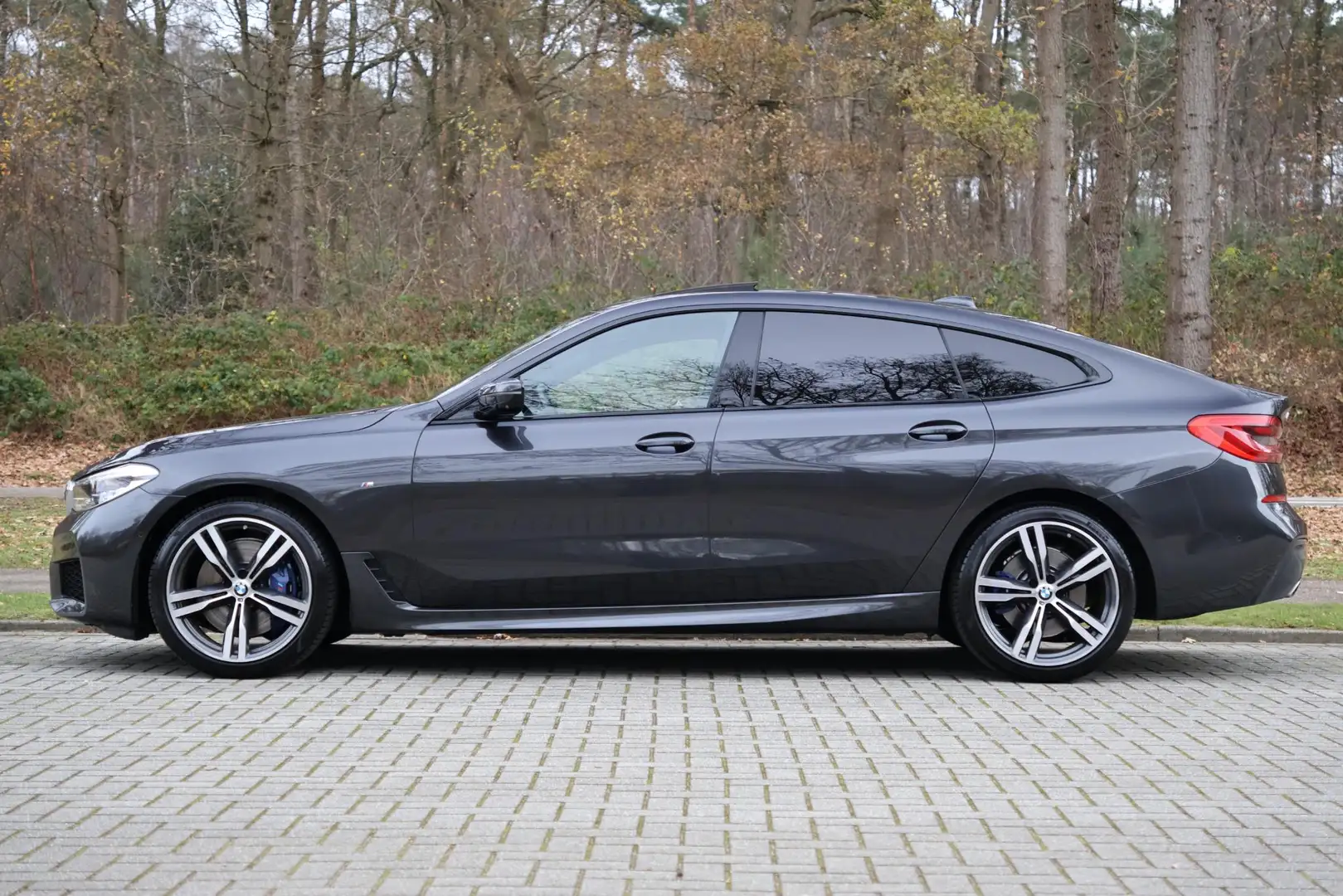 BMW 640 6-serie Gran Turismo 640i xDrive High Executive M- Grau - 2