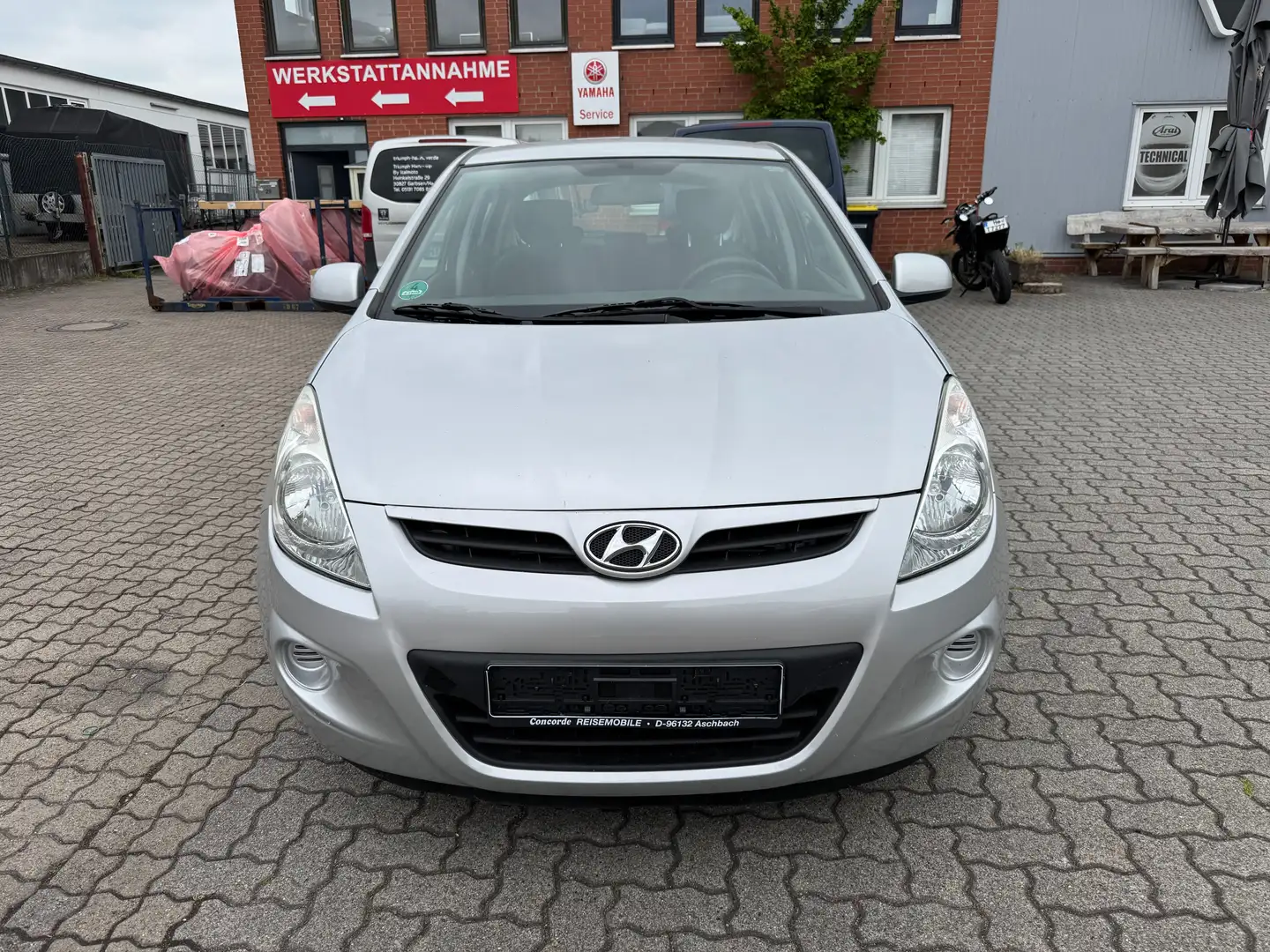 Hyundai i20 1.2 Comfort Argent - 2