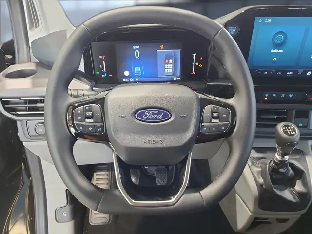 Ford Tourneo Custom view 15