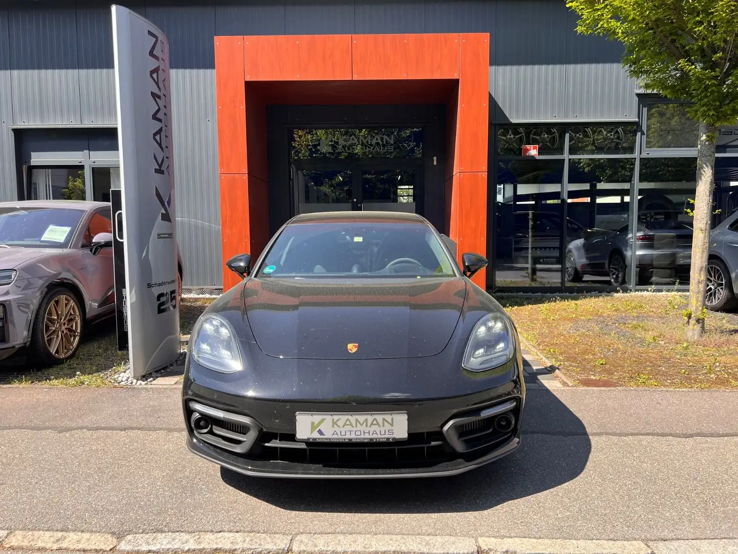 Porsche Panamera 4S E-Hyb. SPORT Tur. #PANORAMA! 21"ALU! Schwarz - 2