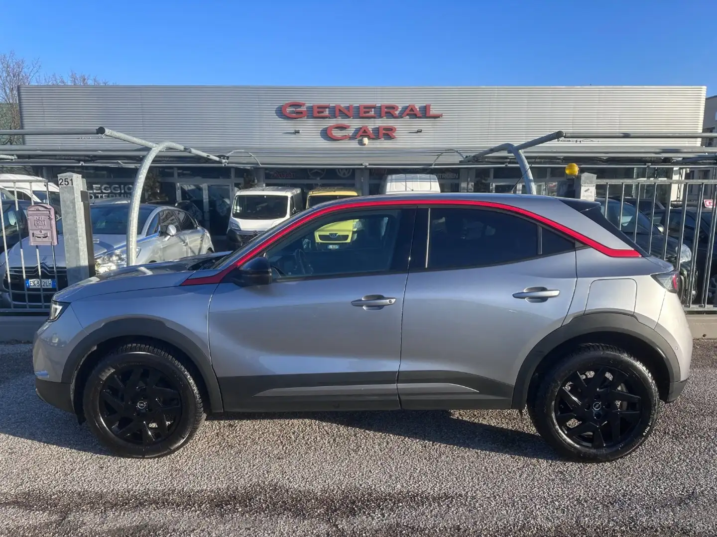 Opel Mokka 1.2 Turbo 130 CV aut. GS Line Grau - 1