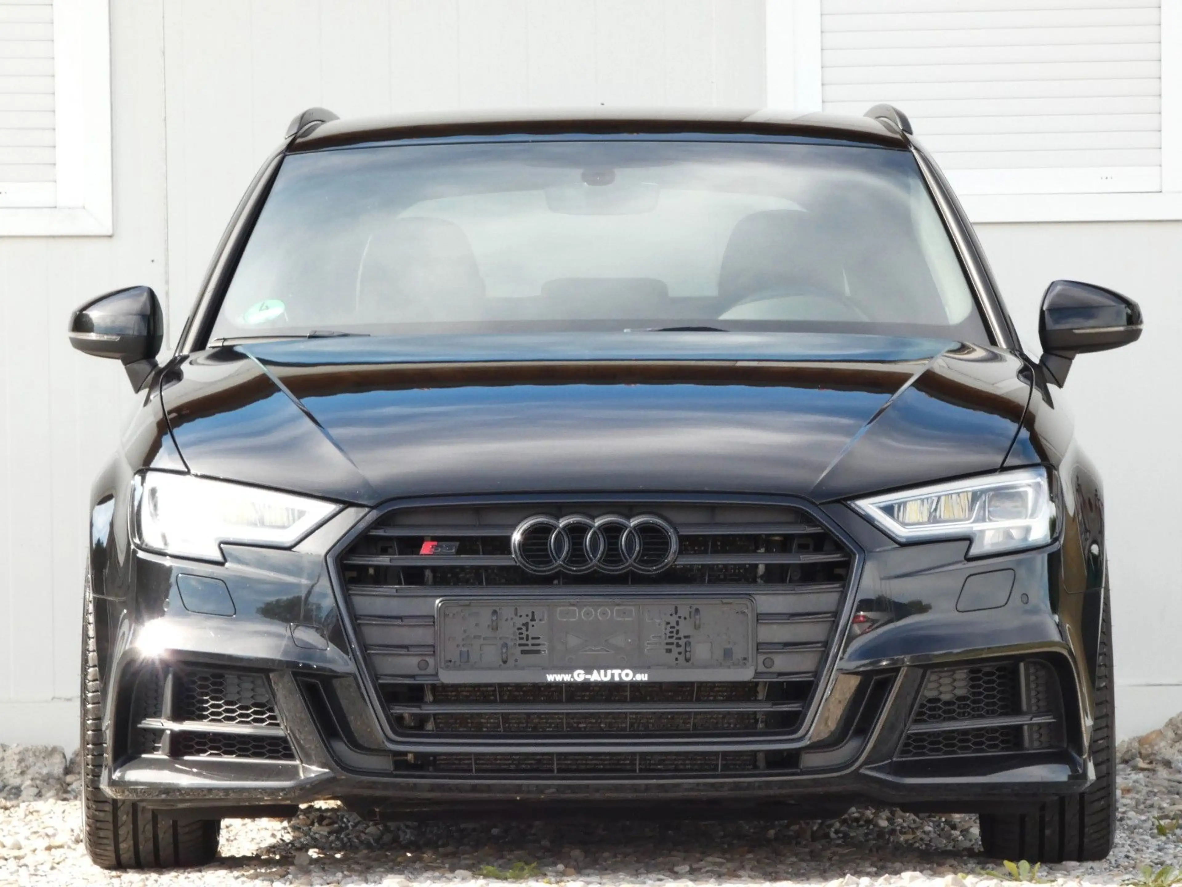 Audi S3 Sportback 2.0 TFSI quattro — photo 2