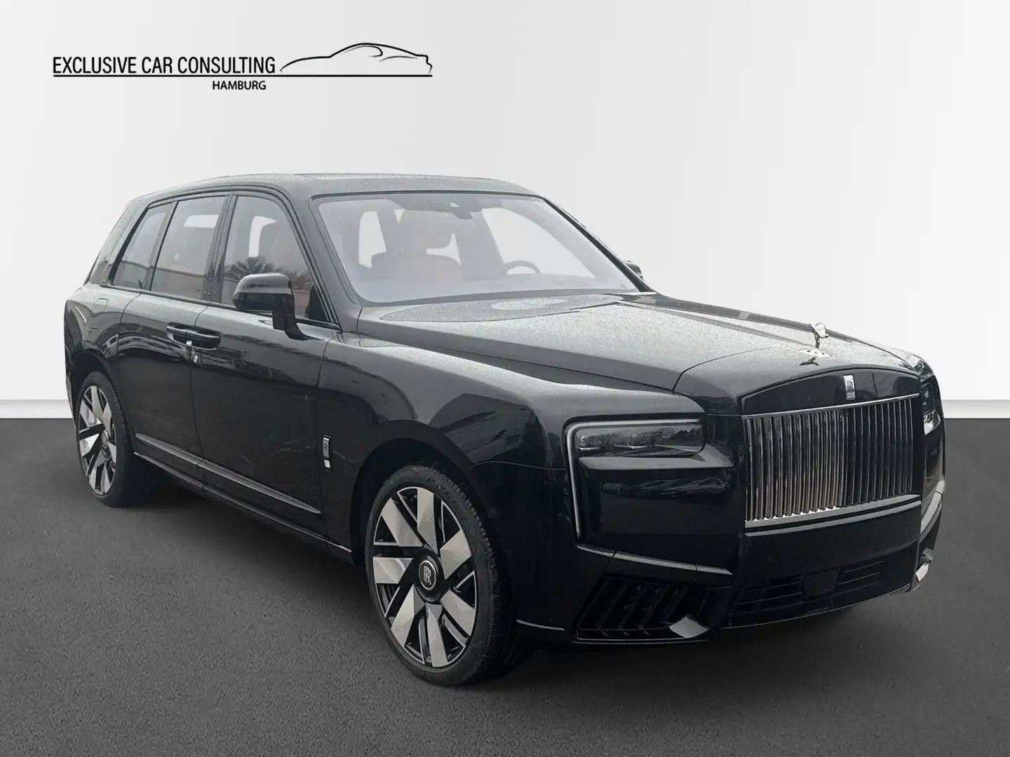 Rolls-Royce Cullinan Silver Badge Schwarz - 1