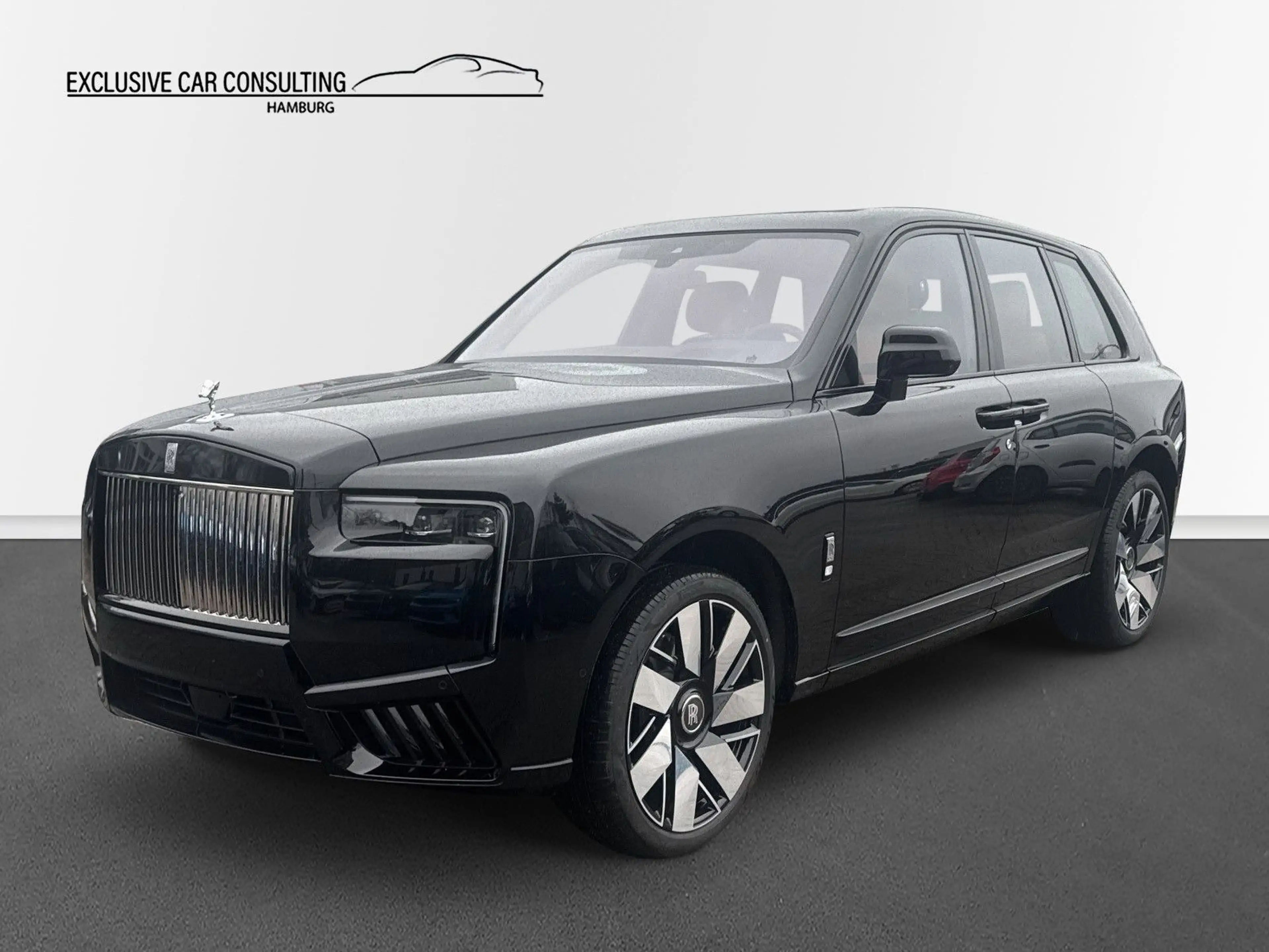 Rolls-Royce Cullinan Silver Badge — photo 3