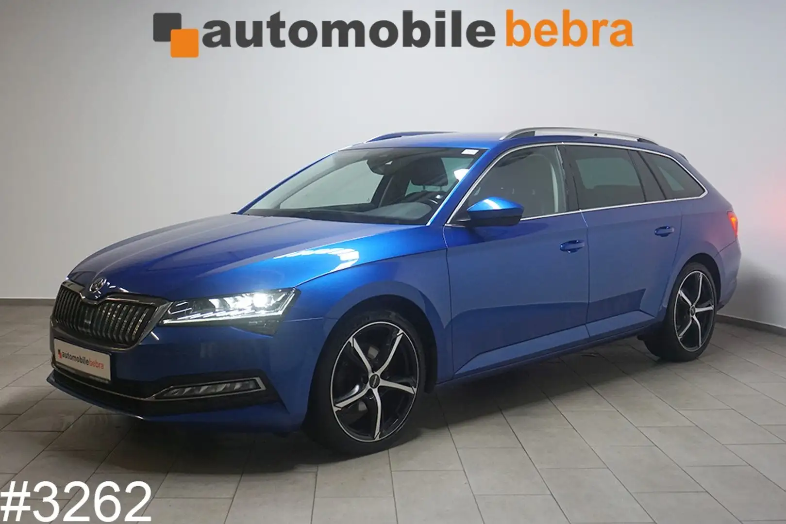Skoda Superb 2.0TDI DSG Style Edition StHz AHK Leder Blau - 1