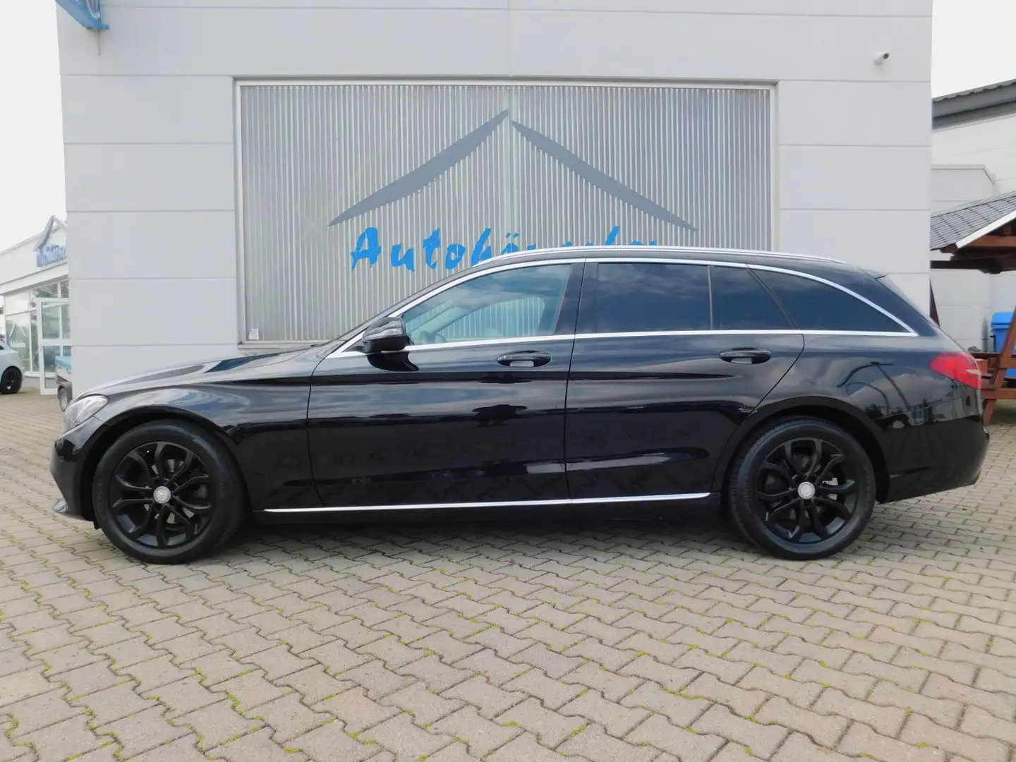 Mercedes-Benz C 180 d Avantgarde Чорний - 2