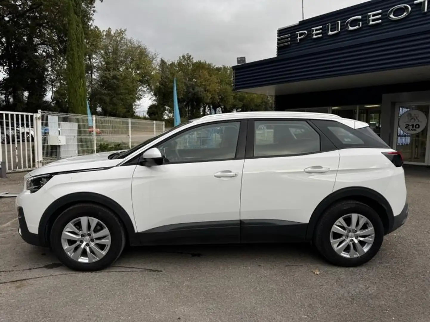 Peugeot 3008 1.2 PureTech 130ch Active Business S\u0026S Blanc - 2
