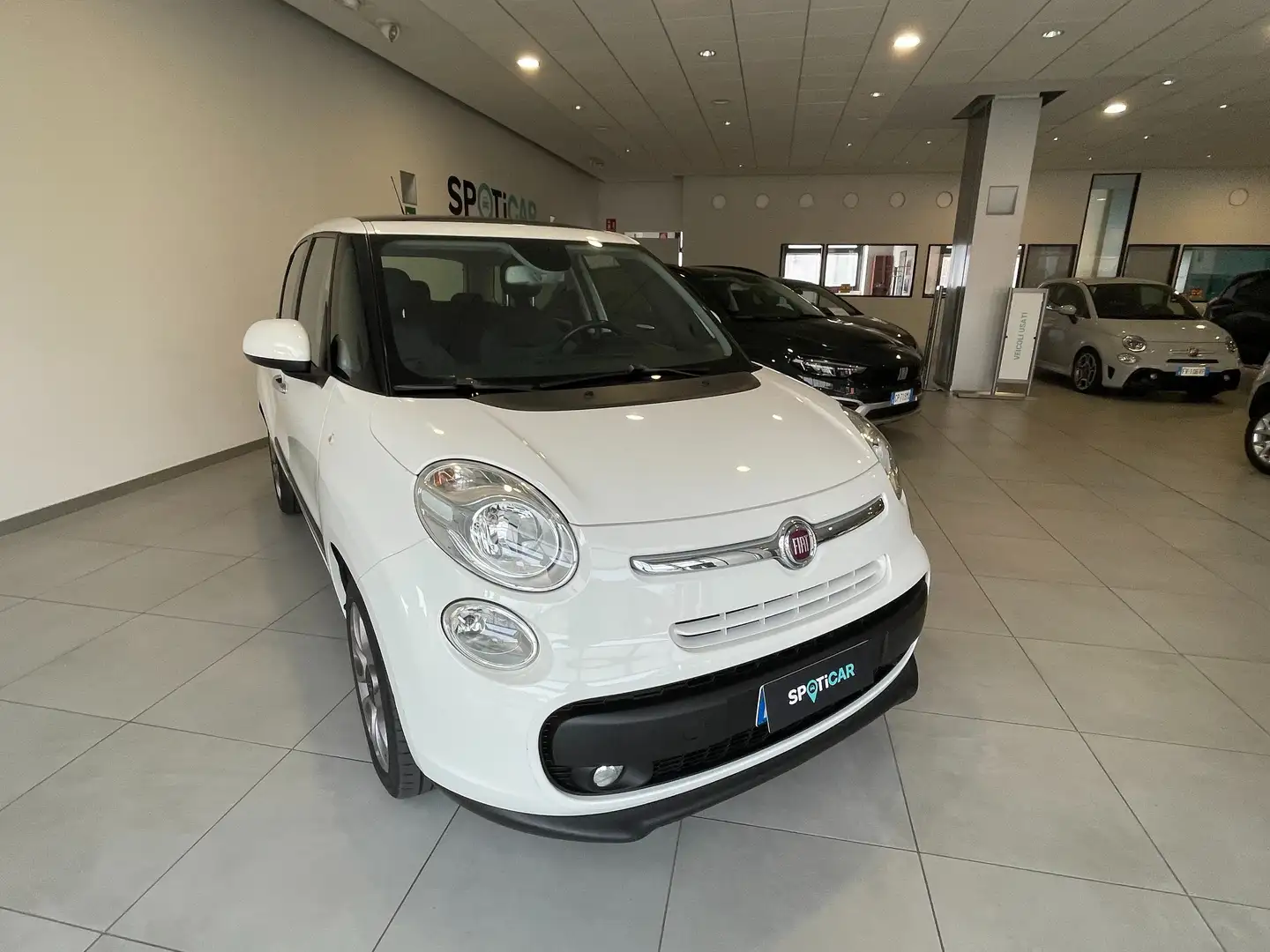 Fiat 500L 500L 1.3 mjt Lounge 85cv Wit - 2
