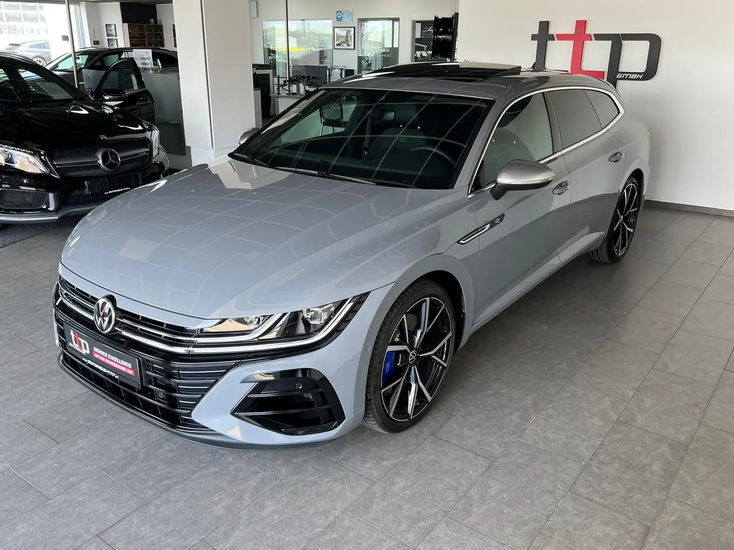 Volkswagen Arteon R SB Pano MATRIX R.Kamera 20 Alu ACC Gris - 2