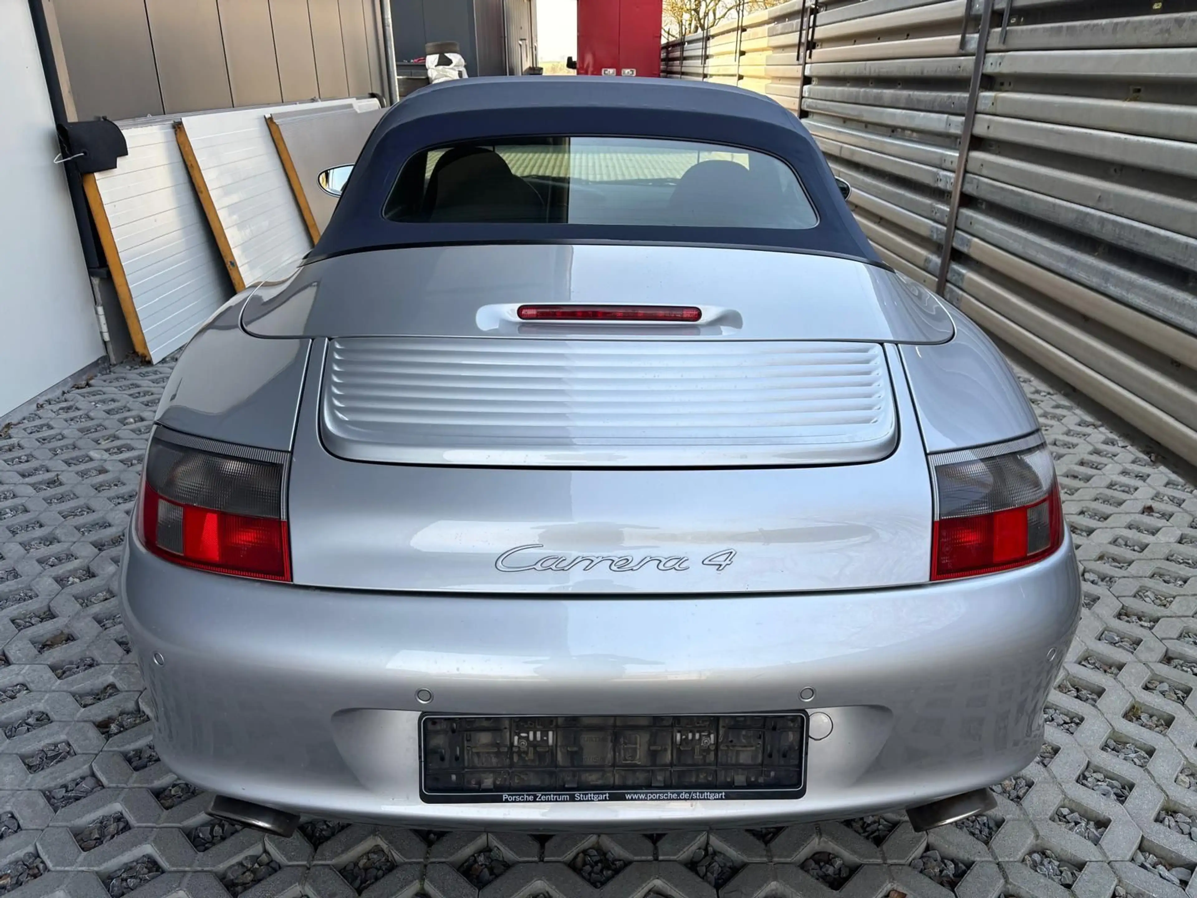 Porsche 996 Carrera 4 Cabrio orig Km, tip.,voll — photo 12