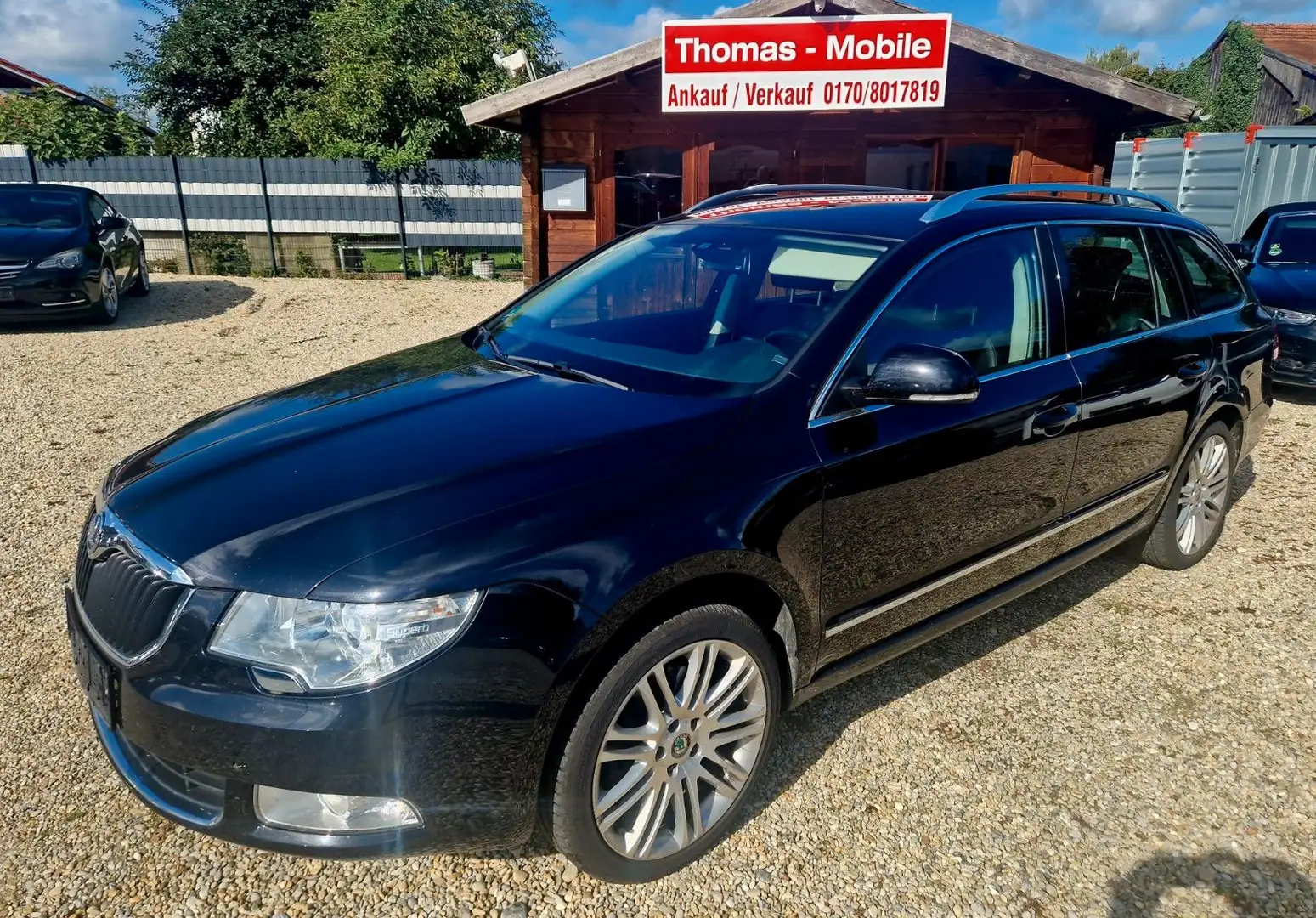 Skoda Superb Combi 2.0 Elegance DSG AHK Schwarz - 1